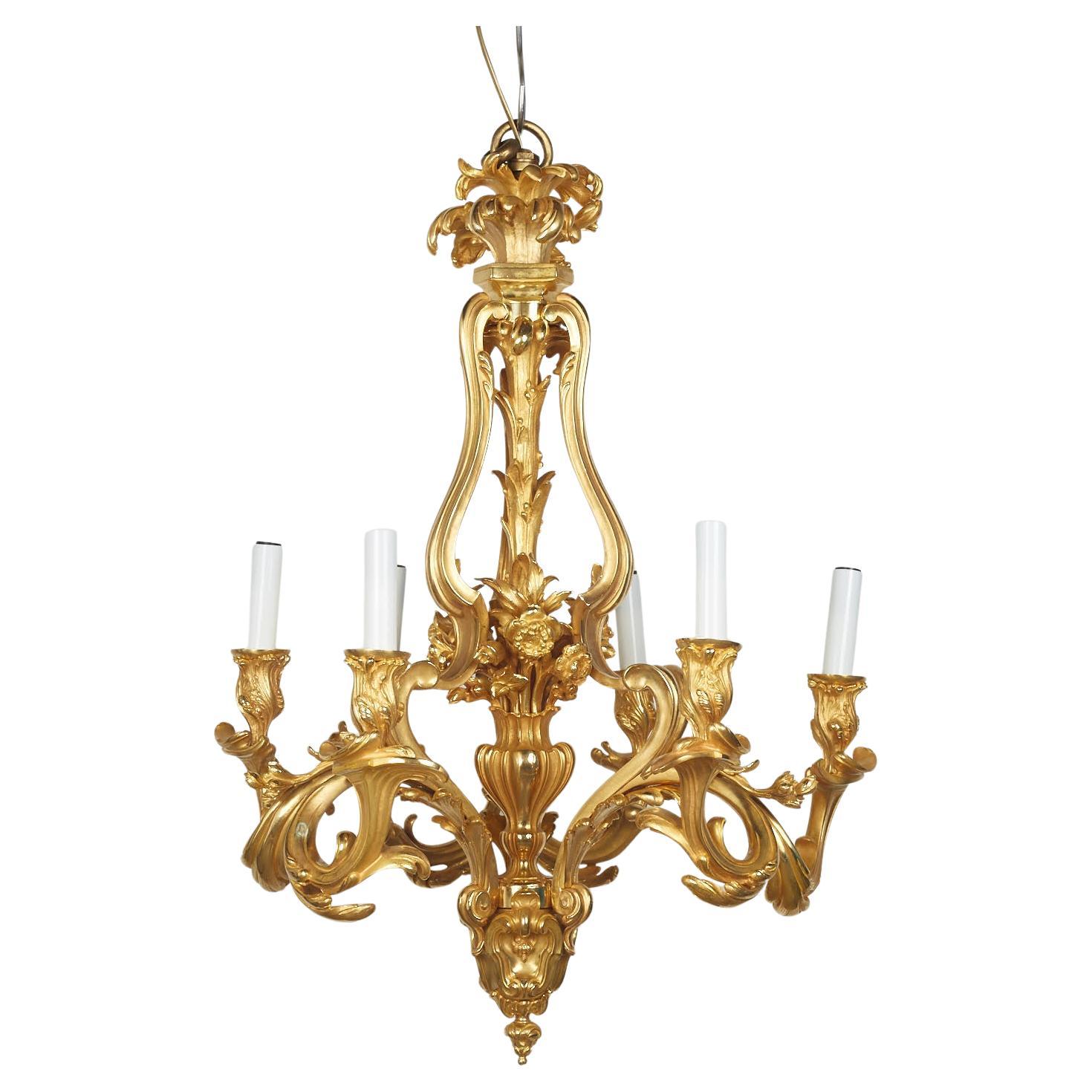 Lustre en bronze doré de style Louis XV, époque Napoléon III.