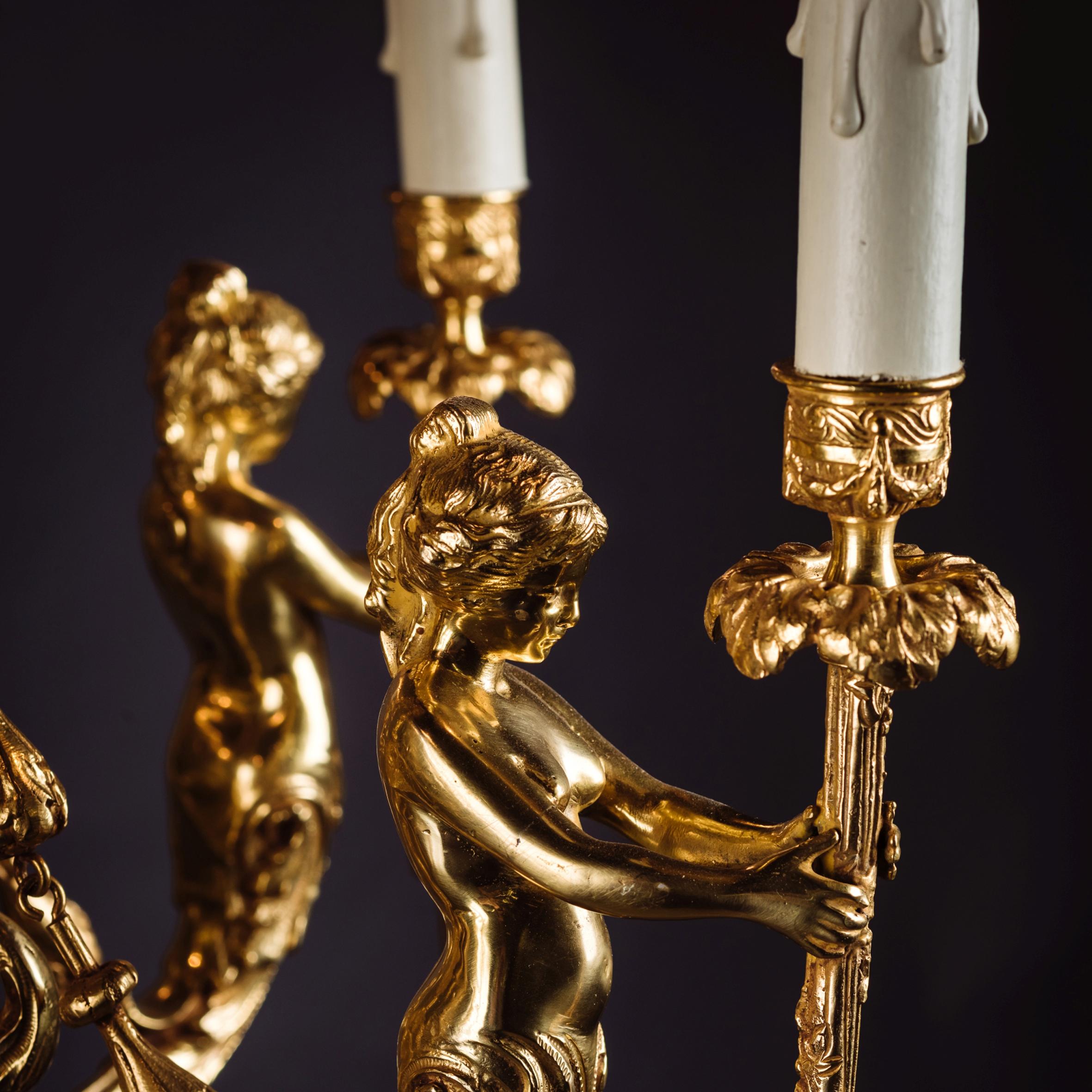 Gilt-Bronze Figural Six-Light Figural Chandelier In Good Condition For Sale In Brighton, West Sussex