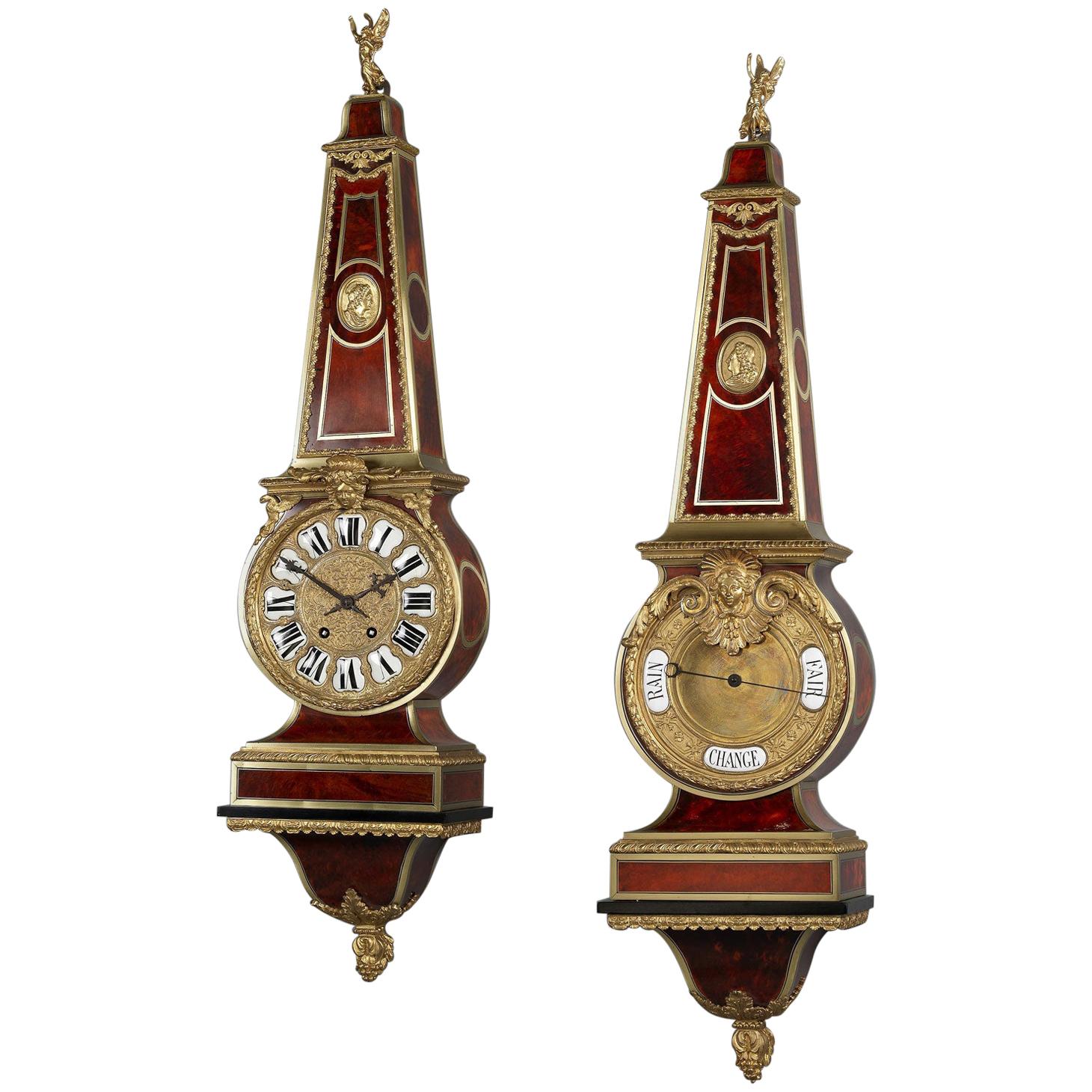 Vergoldete, bronzemontierte Boullemarketerie-Kartelluhr und Barometer-Set, um 1890 im Angebot