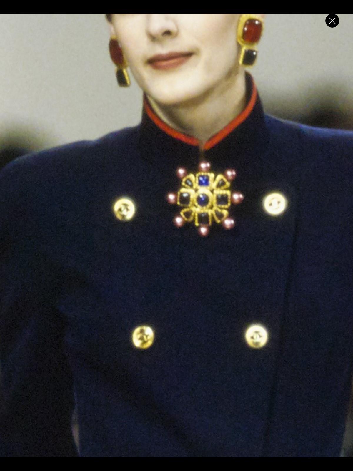 A gilt metal, poured glass 'cruxiform' brooch, Maison Goossens for Chanel, 1986 8