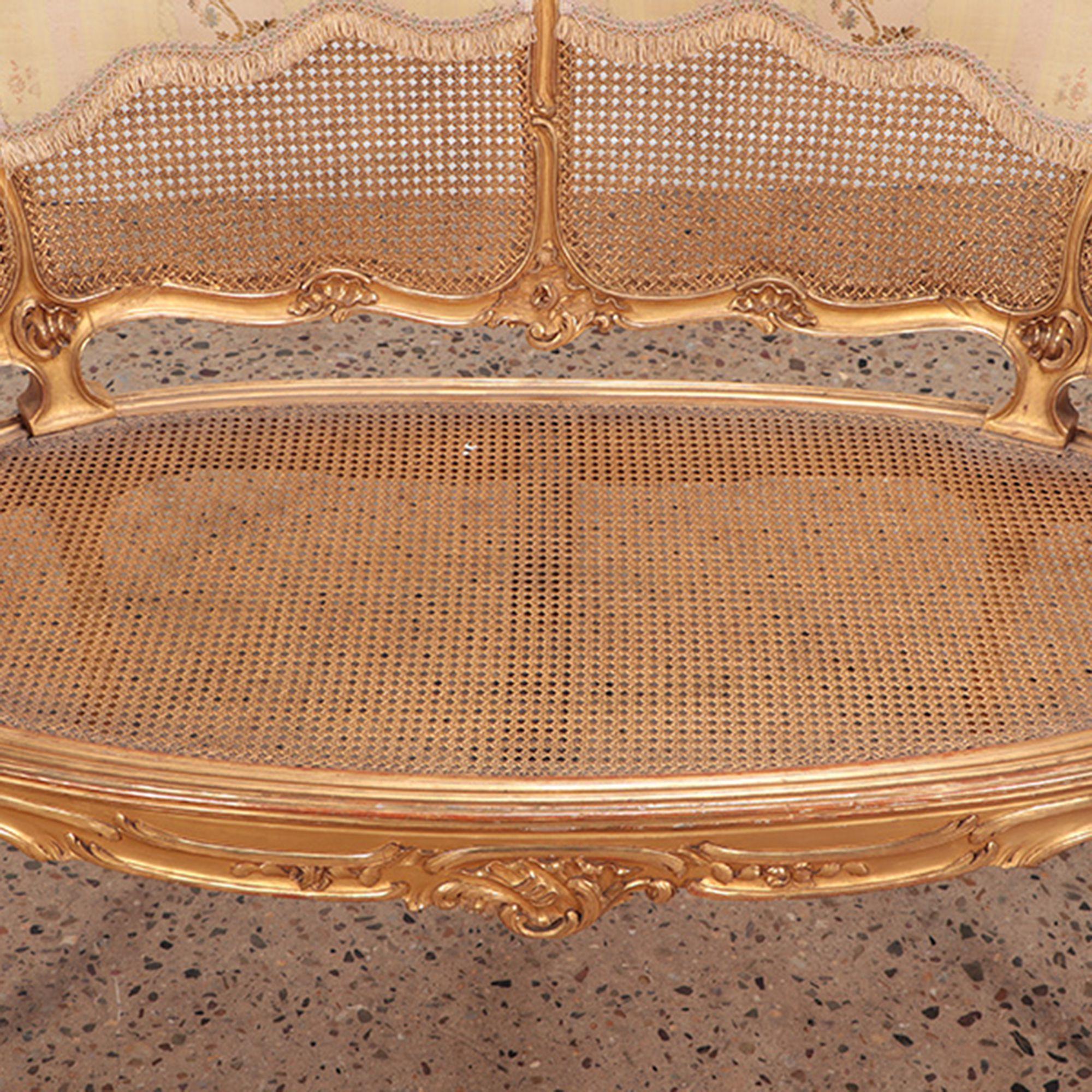 Giltwood and Carved French Louis XV Style Settee, circa 1900 For Sale 3