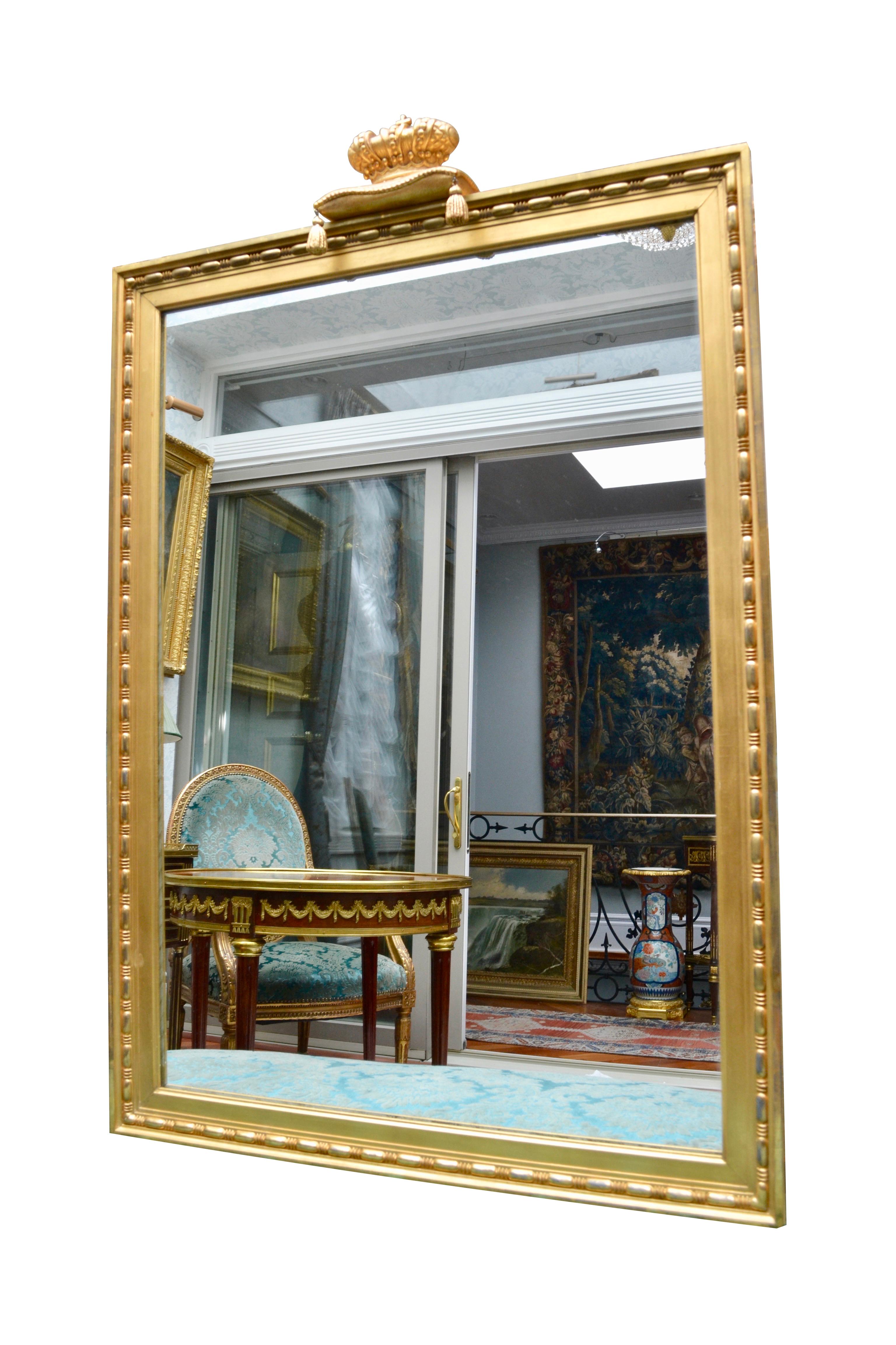Giltwood English Regency Style Mirror In Good Condition In Vancouver, British Columbia