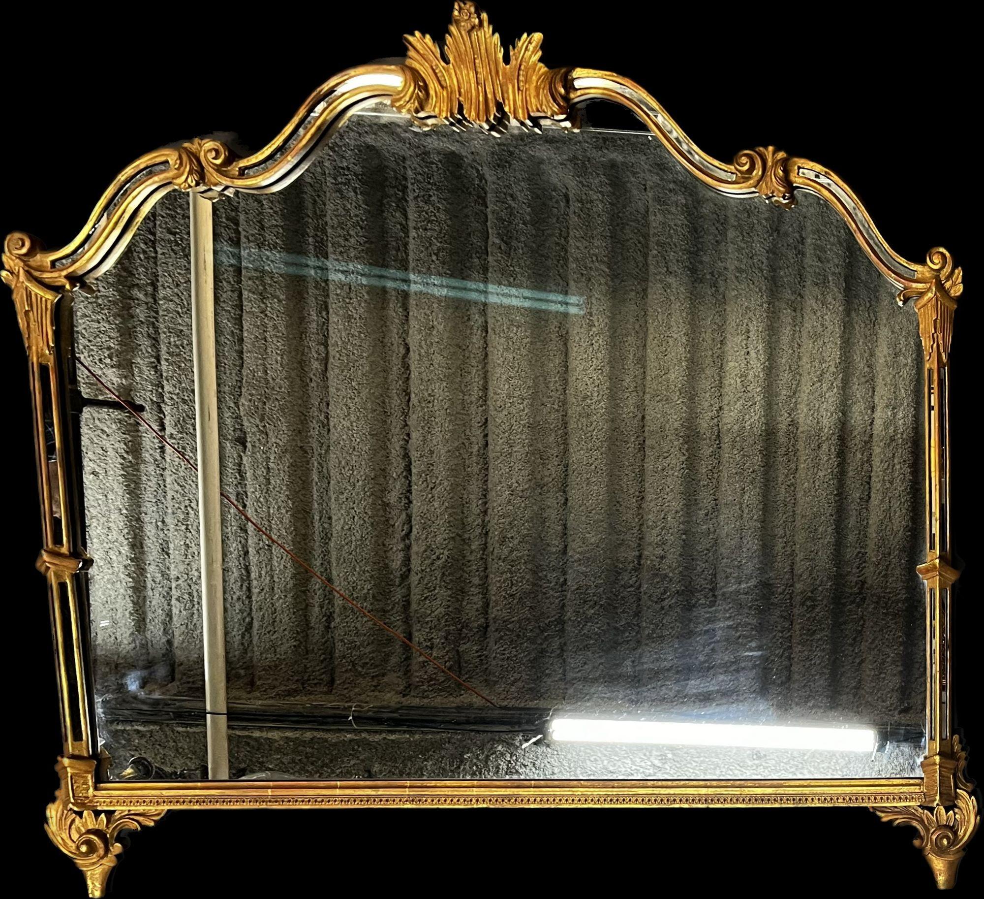 A Giltwood Over the Mantel, Console or Wall Mirror, Regency Style, Italian In Good Condition For Sale In Stamford, CT