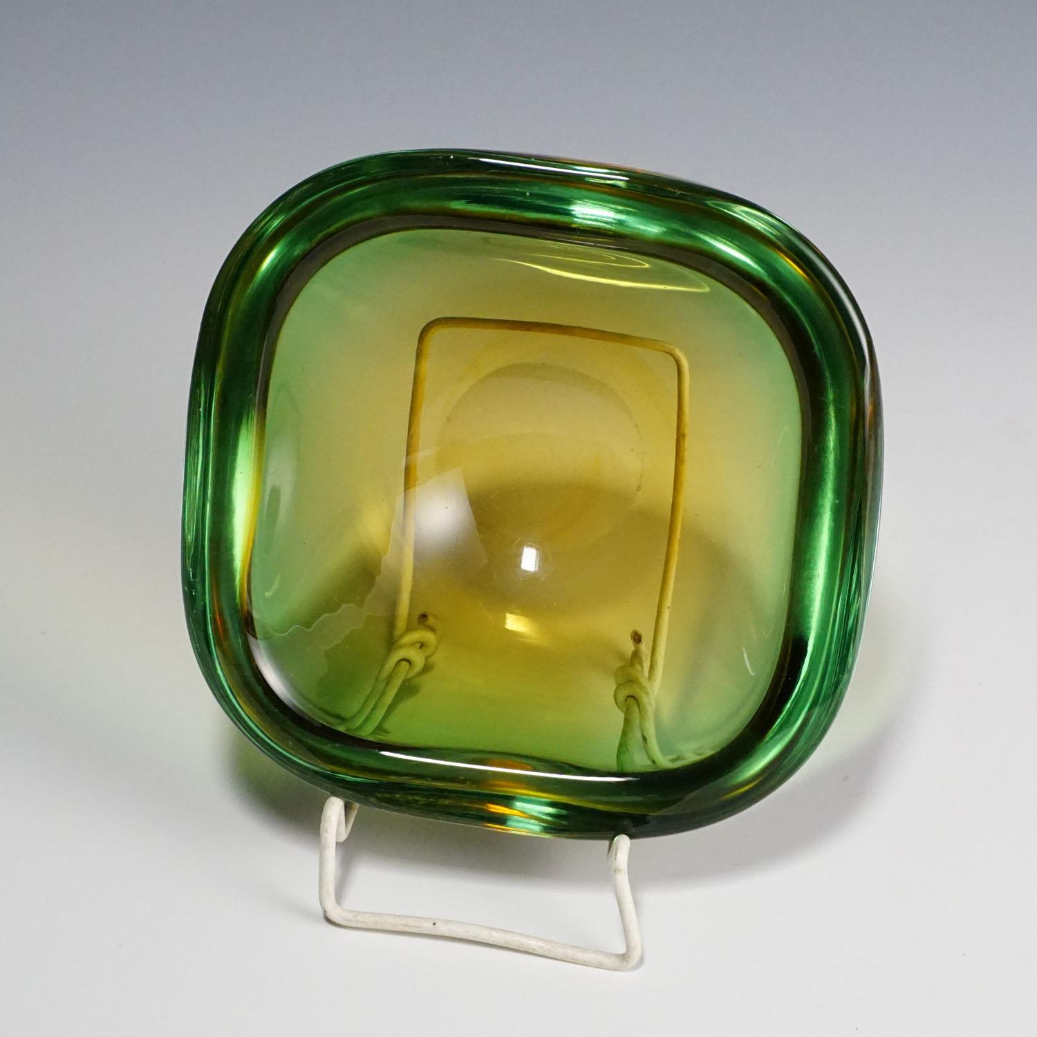 Gino Cenedese zugeschrieben Sommerso-Glasschale, um 1960 im Zustand „Gut“ im Angebot in Berghuelen, DE