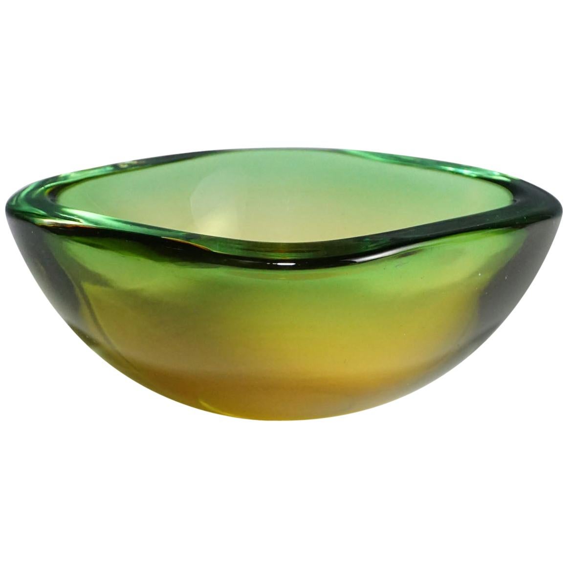 Gino Cenedese Attributed to Sommerso Glass Bowl, circa 1960