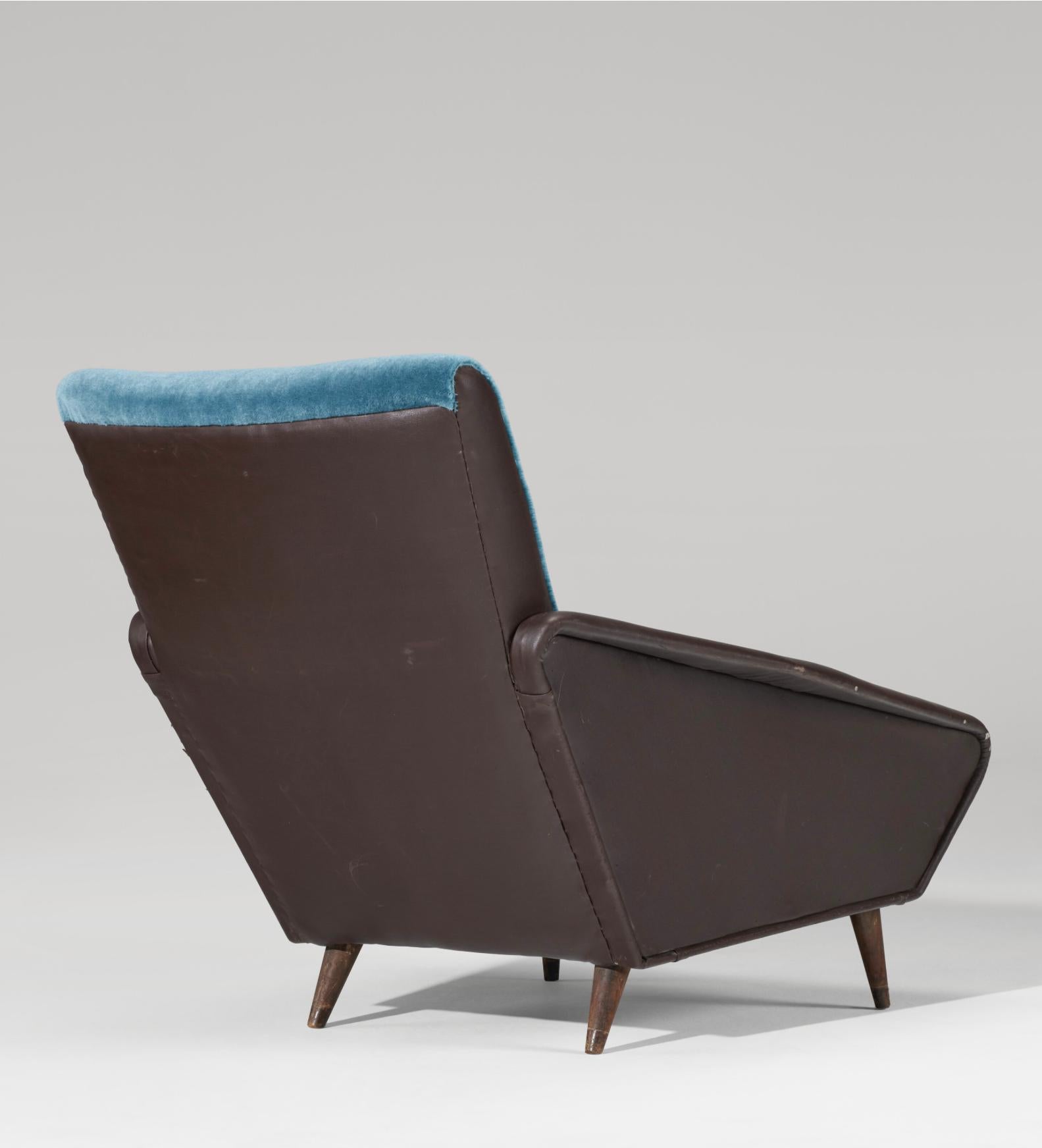 Gio Ponti Distex Armchair, Original In Good Condition In Albany, NY