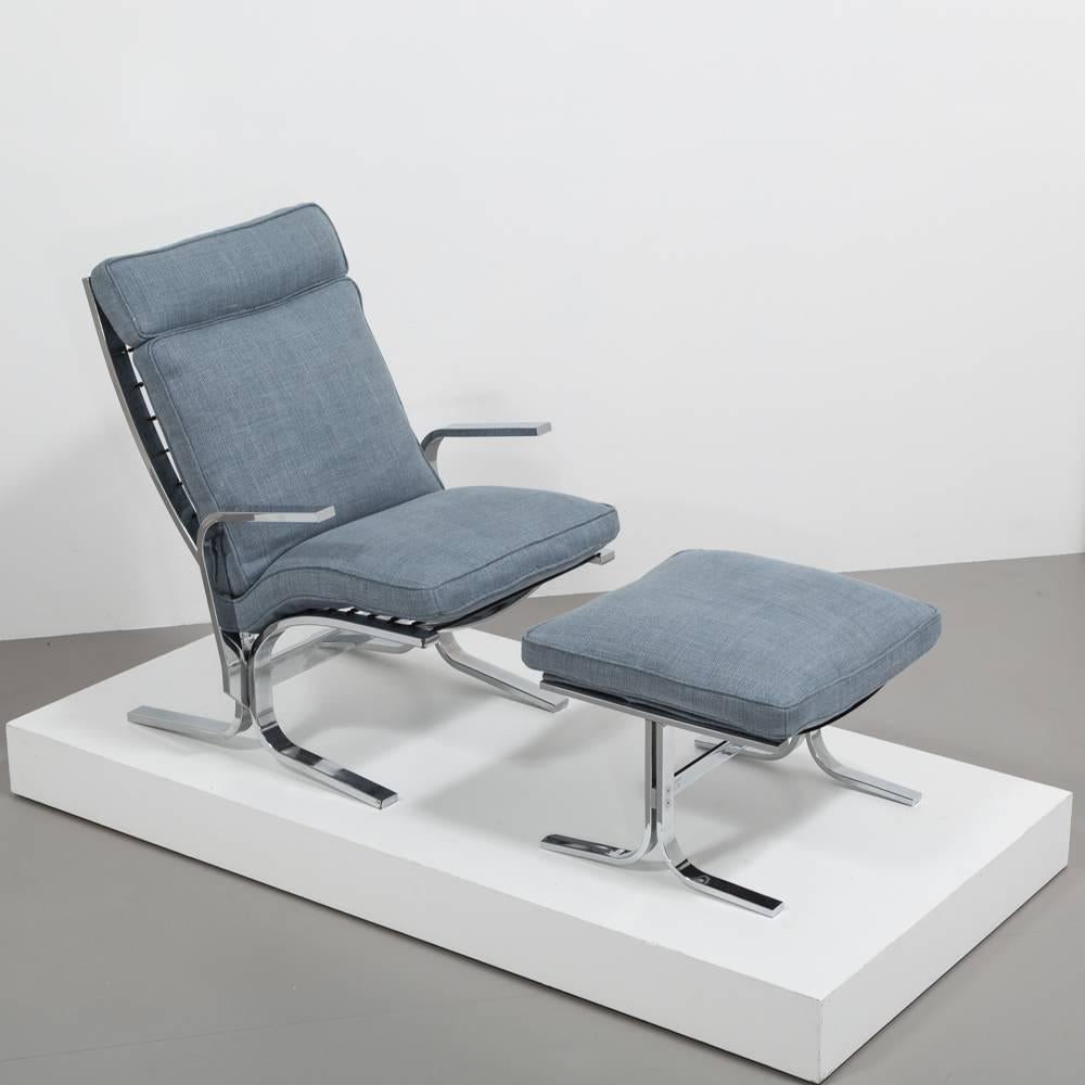 Sensational aluminium framed chair and ottoman from a designe by Italian Giovanni Offredi Onda ca. 1970’s. Both items are in superb vintage condition with the benefit of new upholstery by Talisman in a textured denim linen. Comfortable and elegant