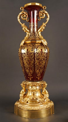A. Giroux, Vase en cristal rouge orné de tritons, France, vers 1860