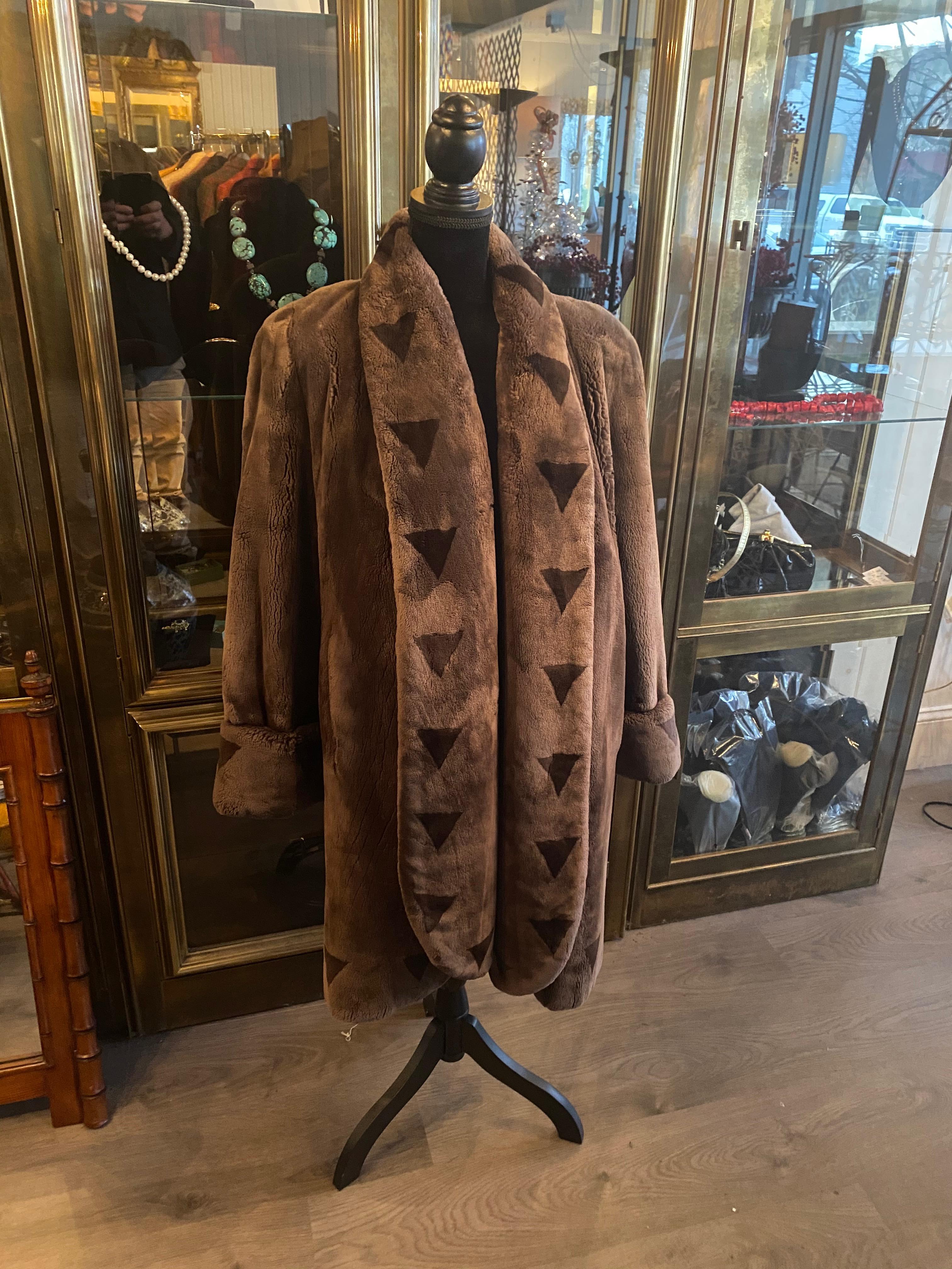 A Giuliana Teso Cashmere And Fox Coat, 3/4 Length.  Very High Grade Cashmere. For Sale 4