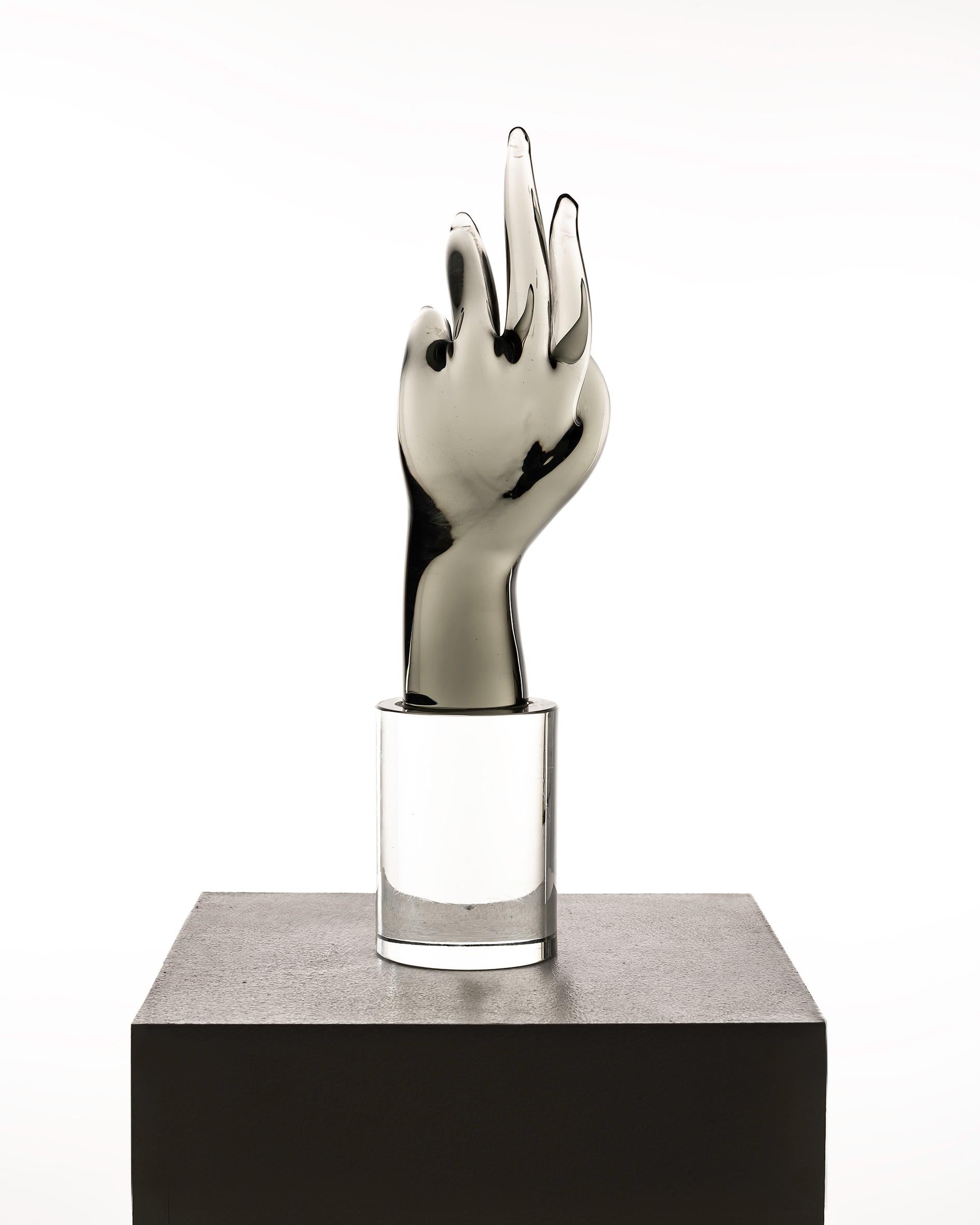 Italian A glass hand sculpture by Livio Seguso, 1970s For Sale