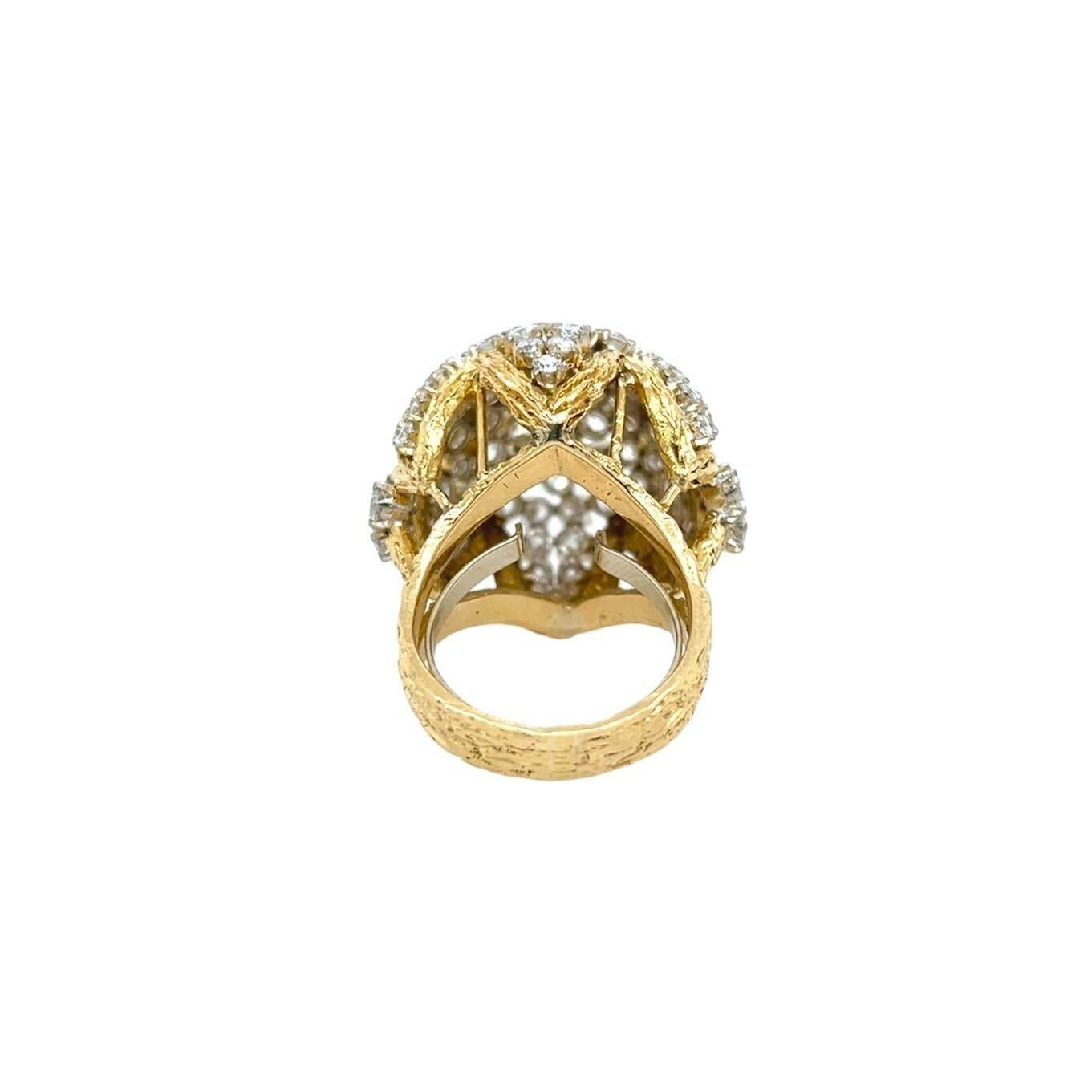 A Gold and Diamond Bombe' Ring In Excellent Condition For Sale In New York, NY