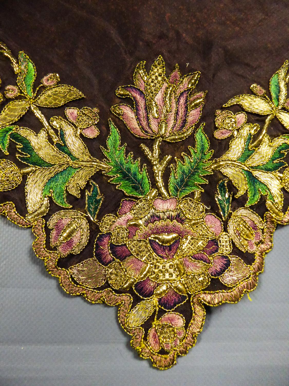 da uomo o donna Sciarpa Fichu o Fichu Palatino ricamata in oro e seta - Europa - Circa 1700
