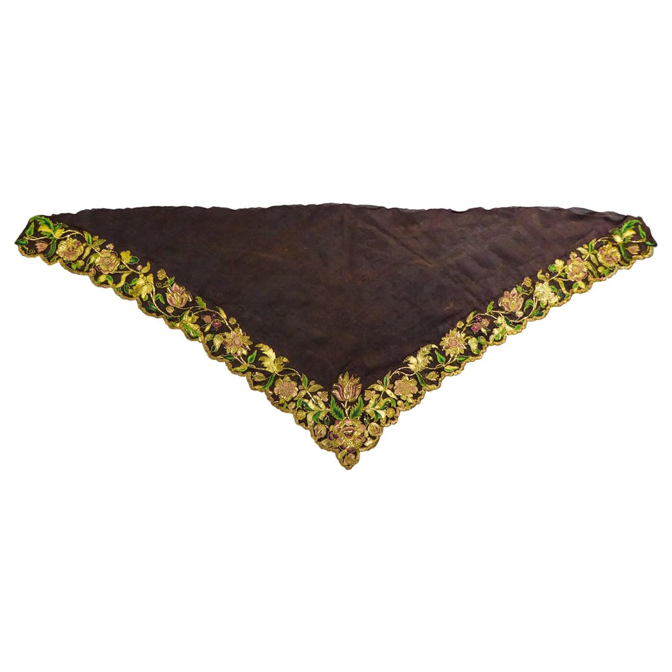 A gold and silk embroidered Fichu or Palatine Fichu Scarf - Europe - Circa 1700