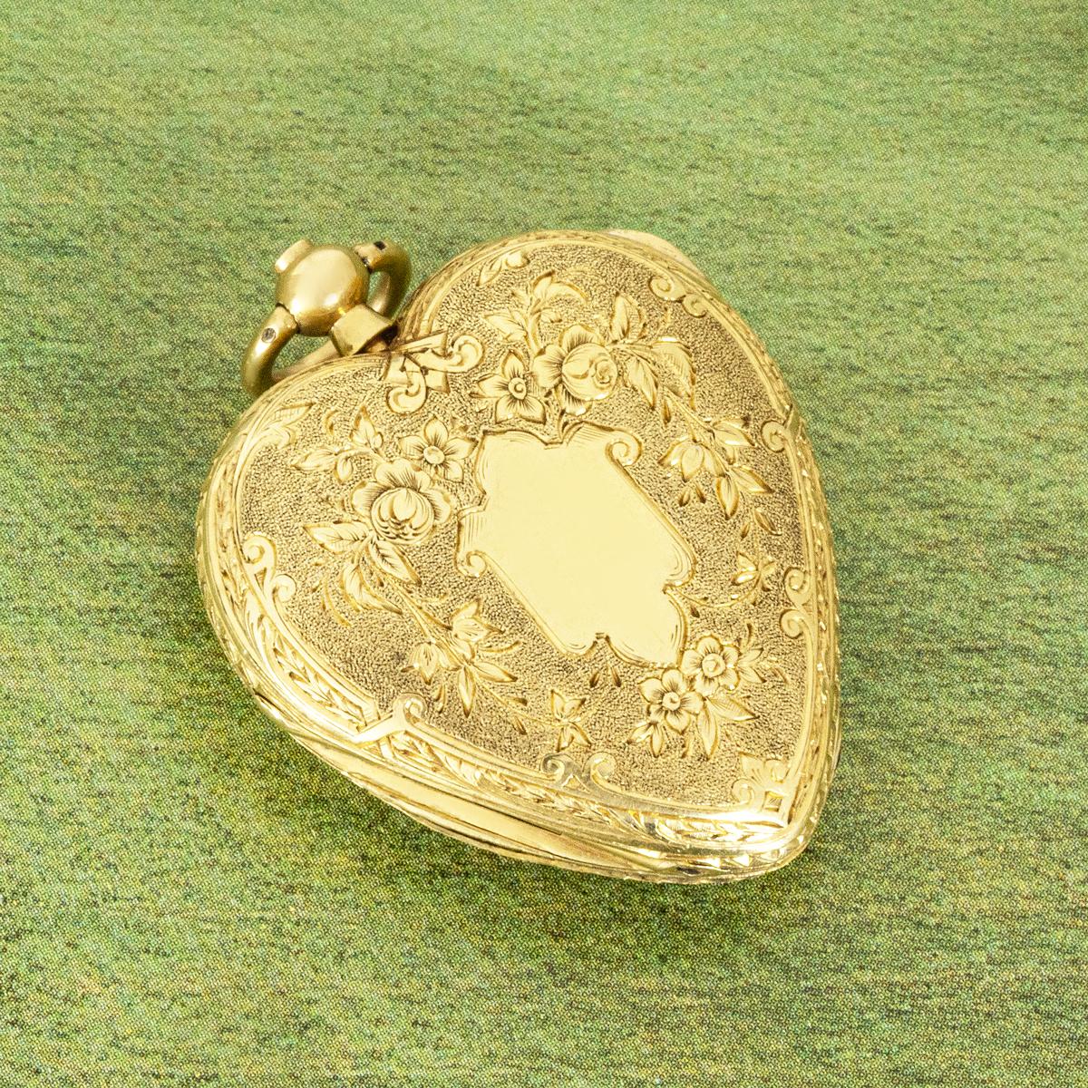 A Gold Emerald & Diamond Heart Shape Pendant Watch C1840 2
