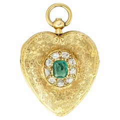 A Gold Emerald & Diamond Heart Shape Pendant Watch C1840