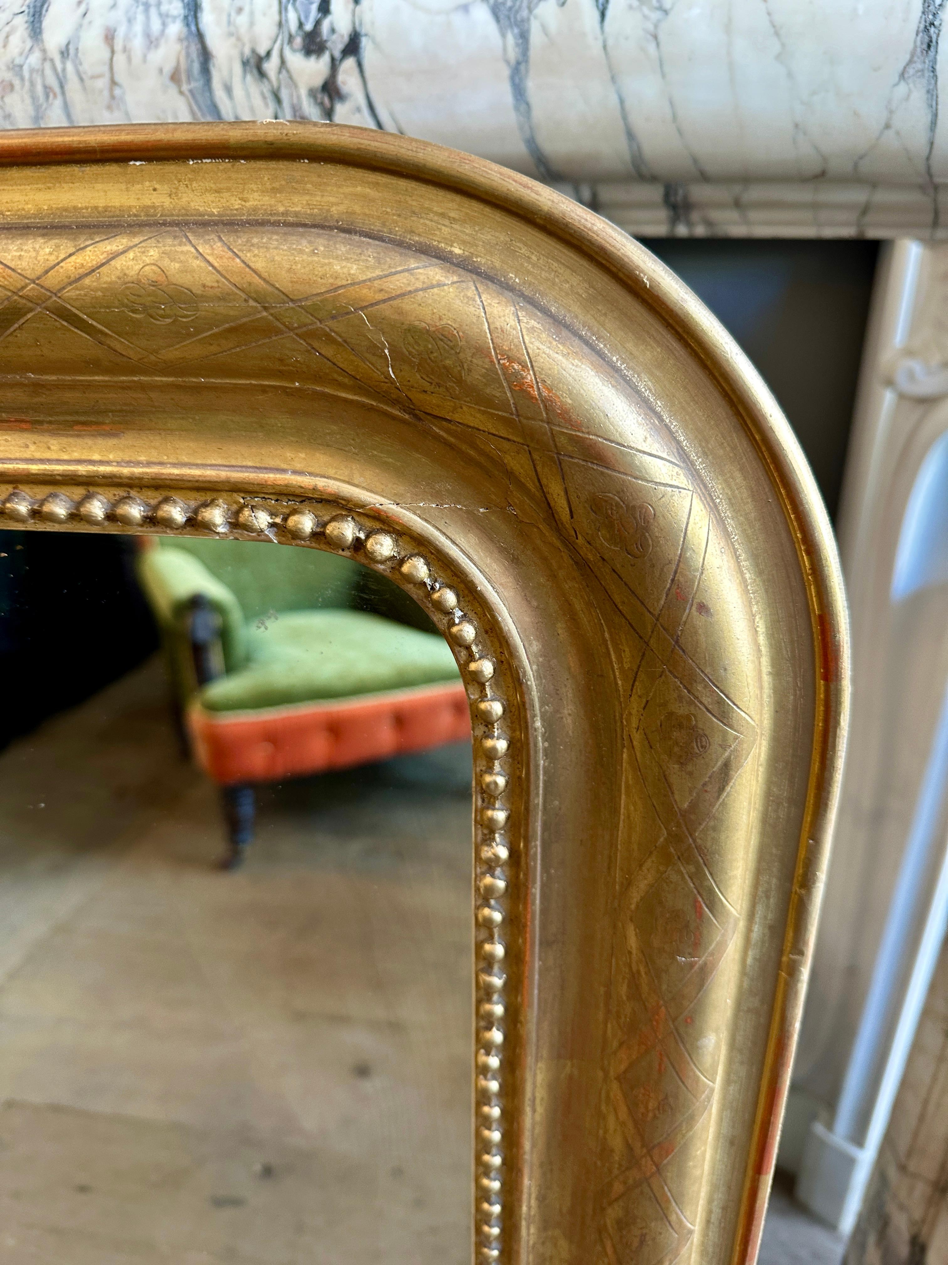 Français Miroir Antique Louis Philippe en or et doré