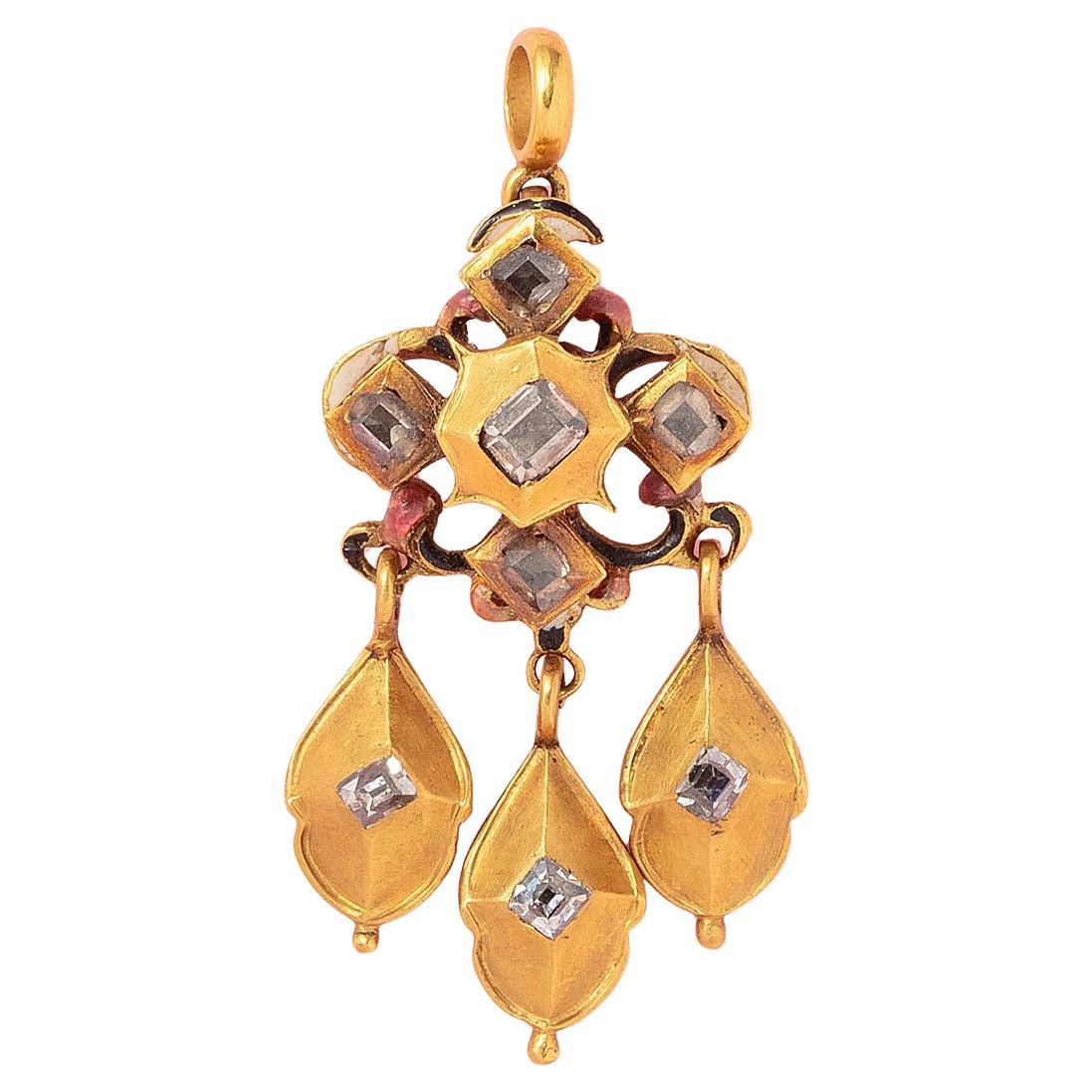 a gold girandole pendant with diamond For Sale