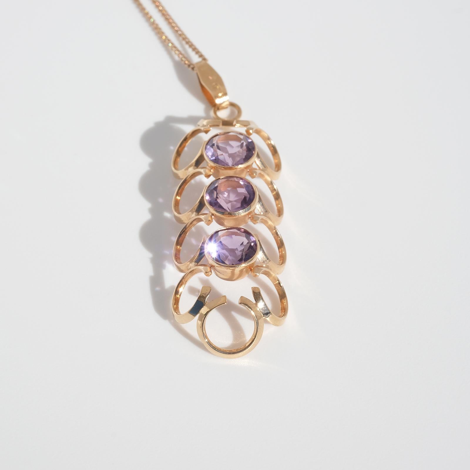 Gold Necklace with Mounted Amethysts by Einar Ailio in 1995 For Sale 1