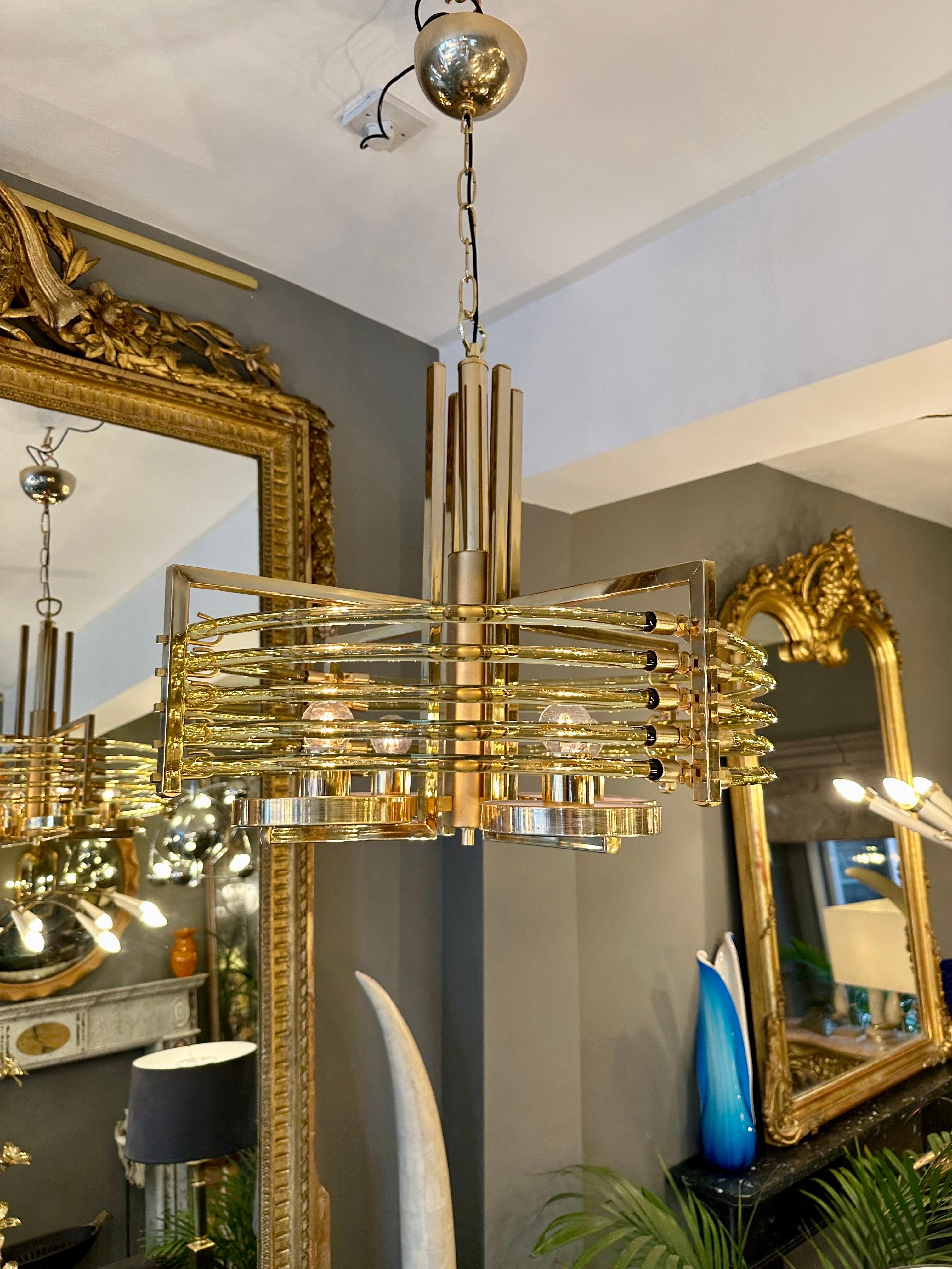 A Gold Plated And Murano Glass Italian Sciolari Chandelier  For Sale 2