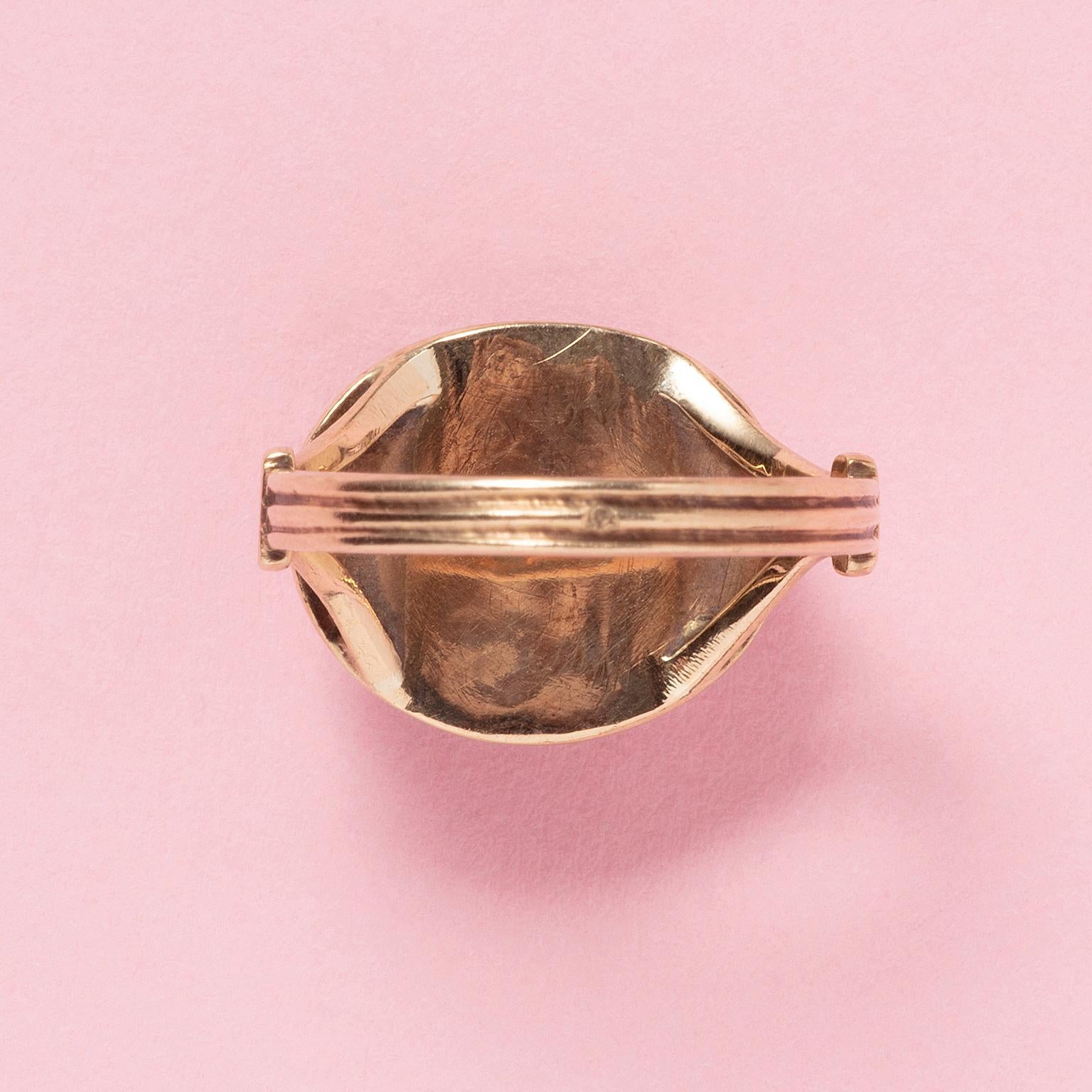 Women's or Men's A Gold Ring with a Coral Cameo