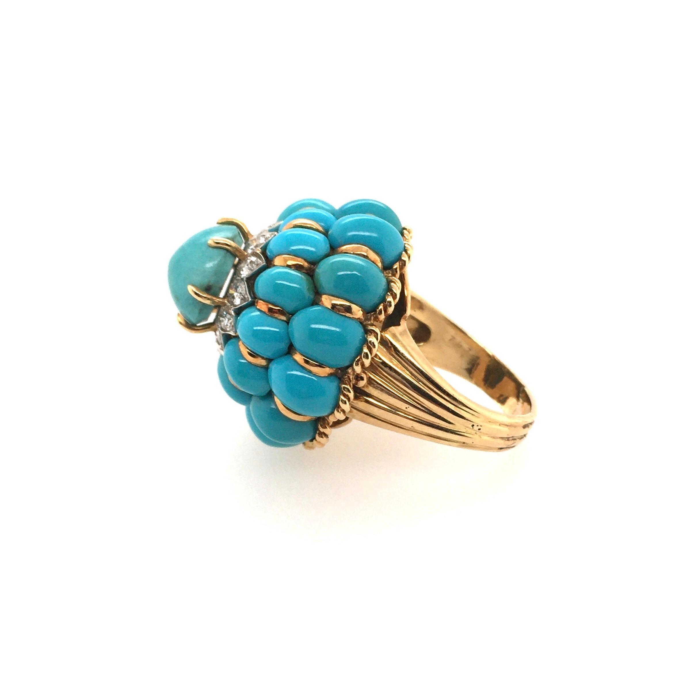 Gold, Turquoise and Diamond Ring In Excellent Condition In New York, NY