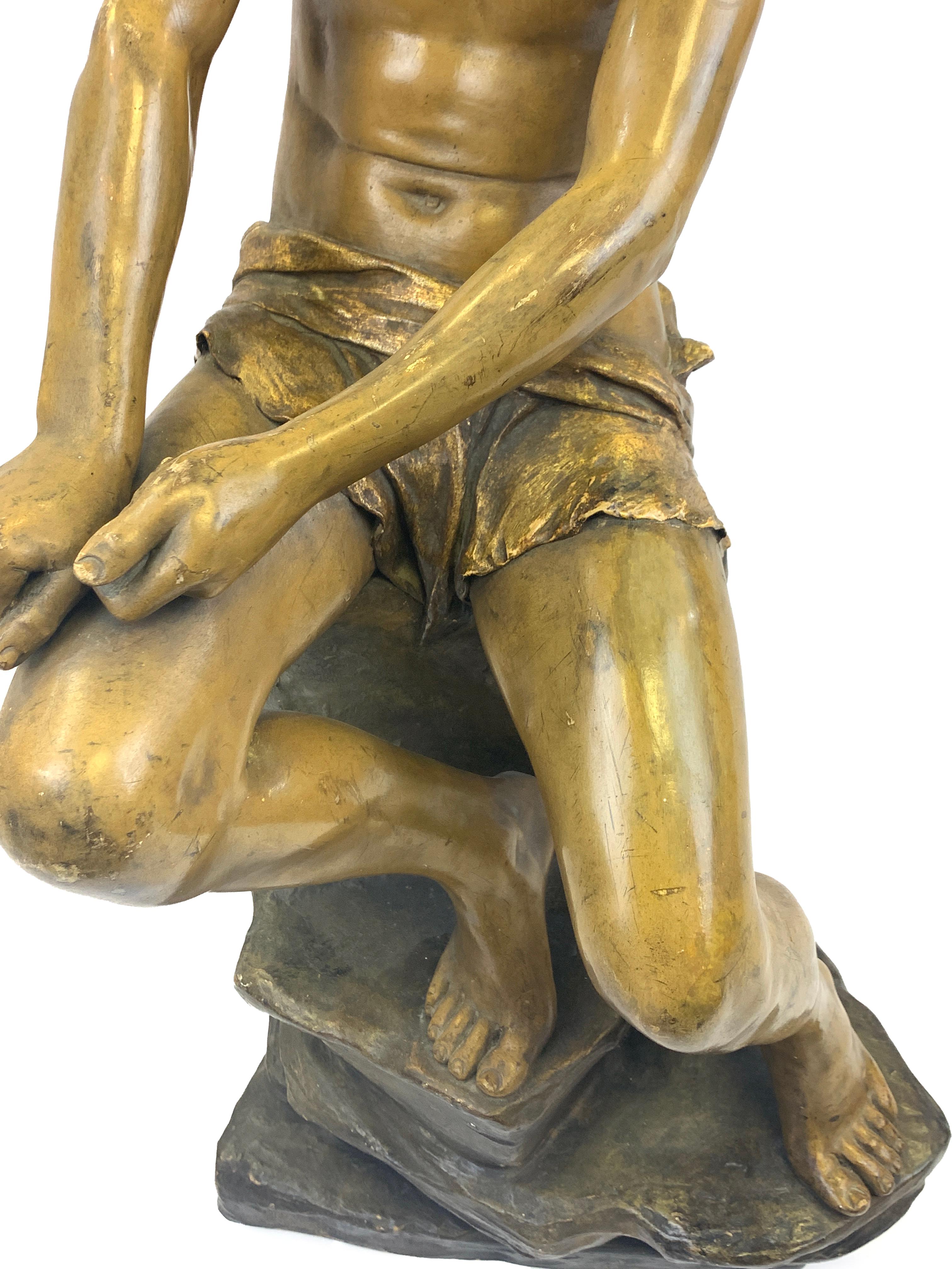 Figura de terracota pintada de niño Goldscheider Terracota en venta