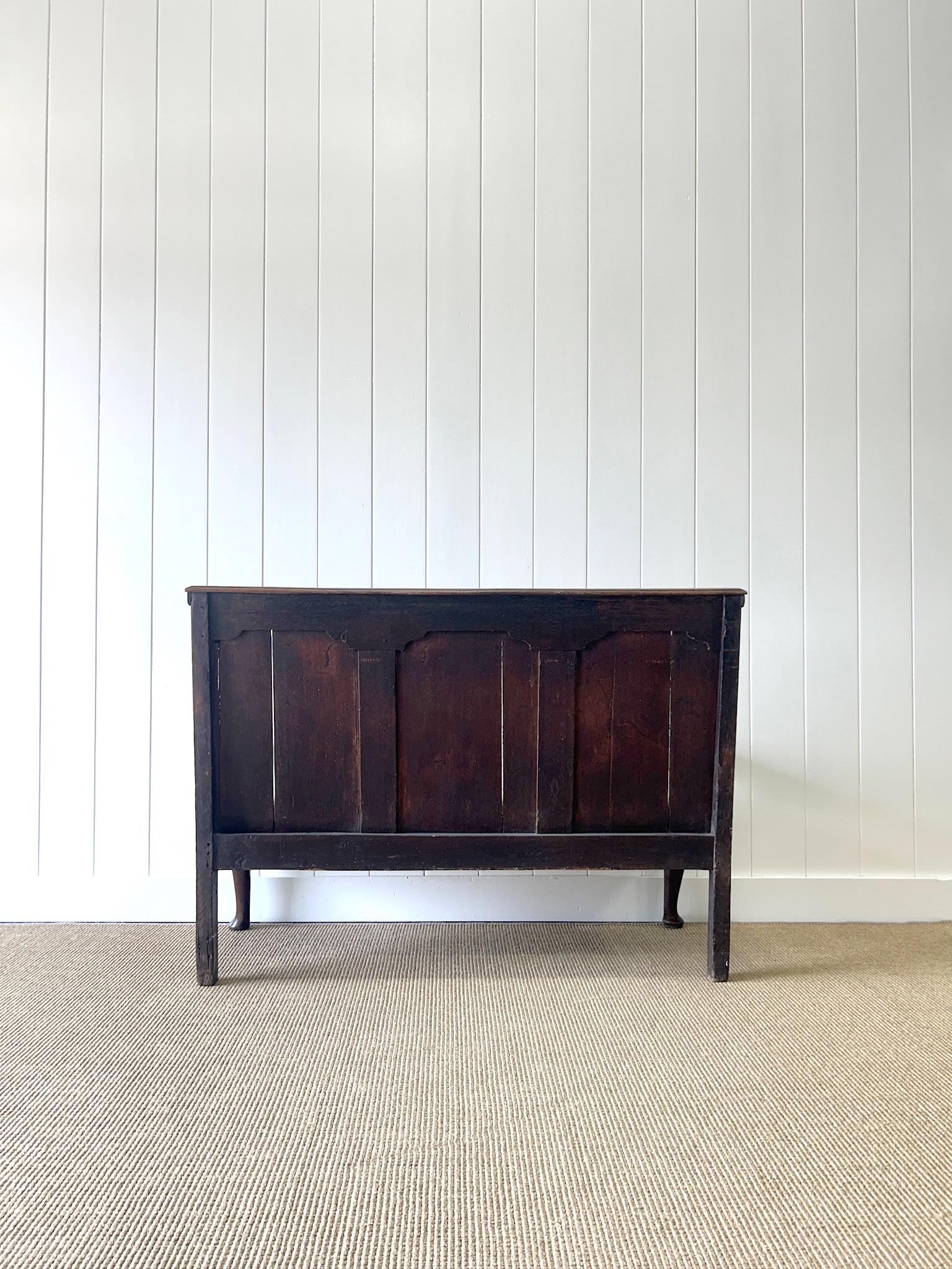 A Good 19th Century English Oak Settle with Freshly Upholstered Seat For Sale 7