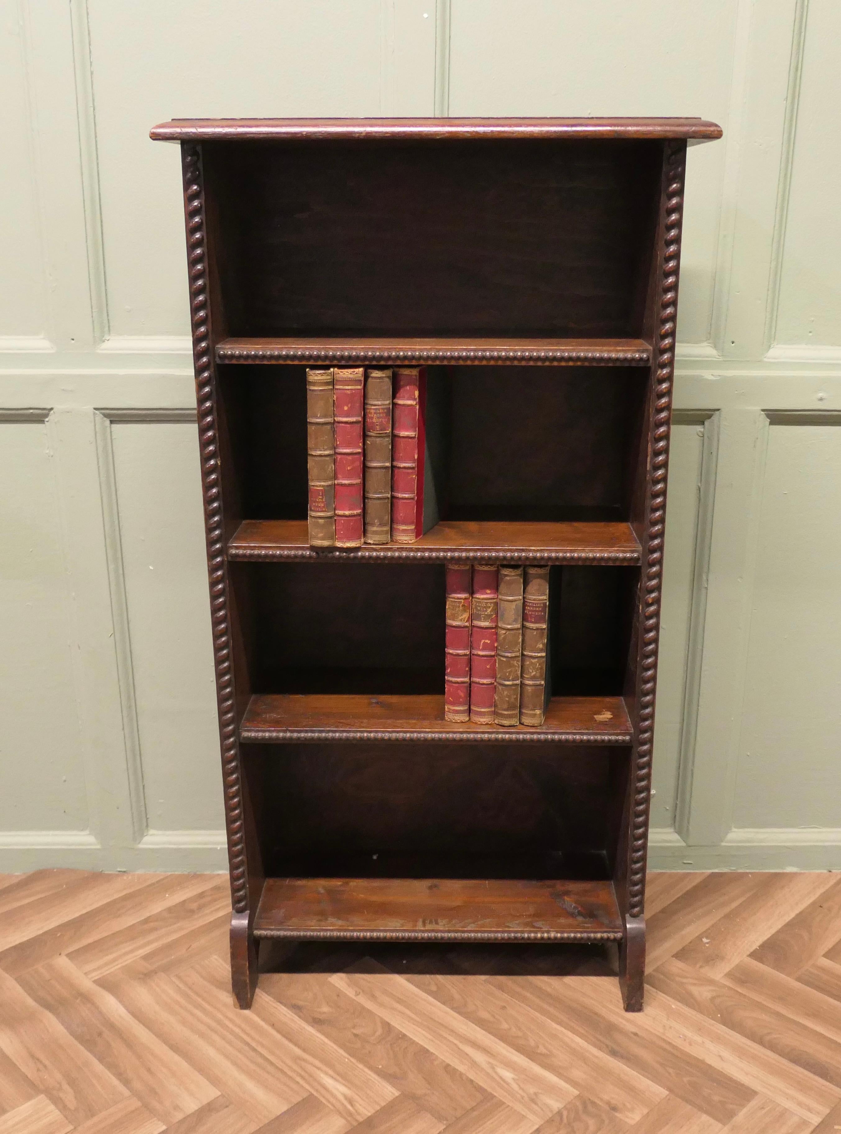 Edwardian A Good Early 20th Century Open Oak Bookcase  This is an attractive piece For Sale