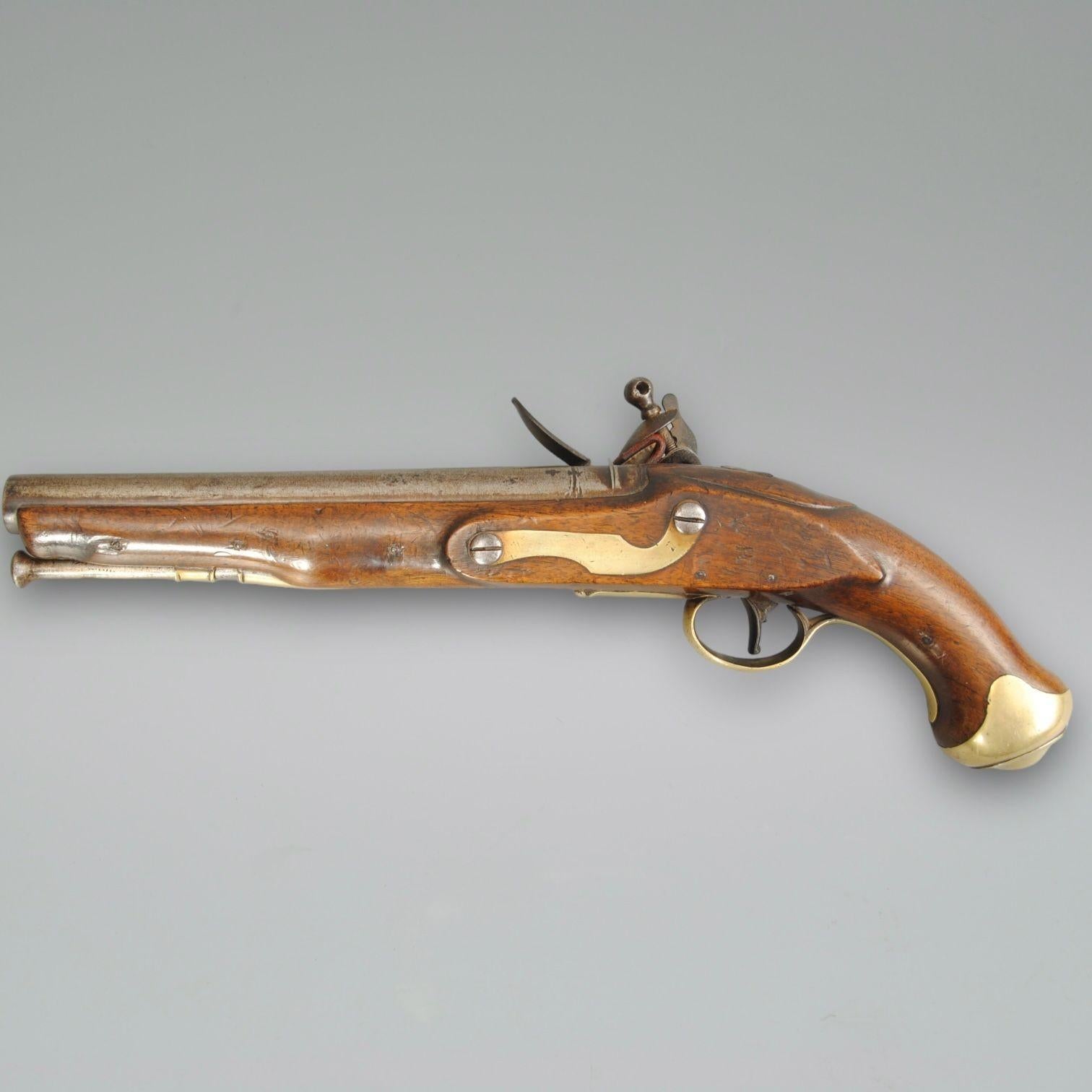 English A Good Example of a Tower Light Dragoon Pattern Flintlock Pistol  For Sale