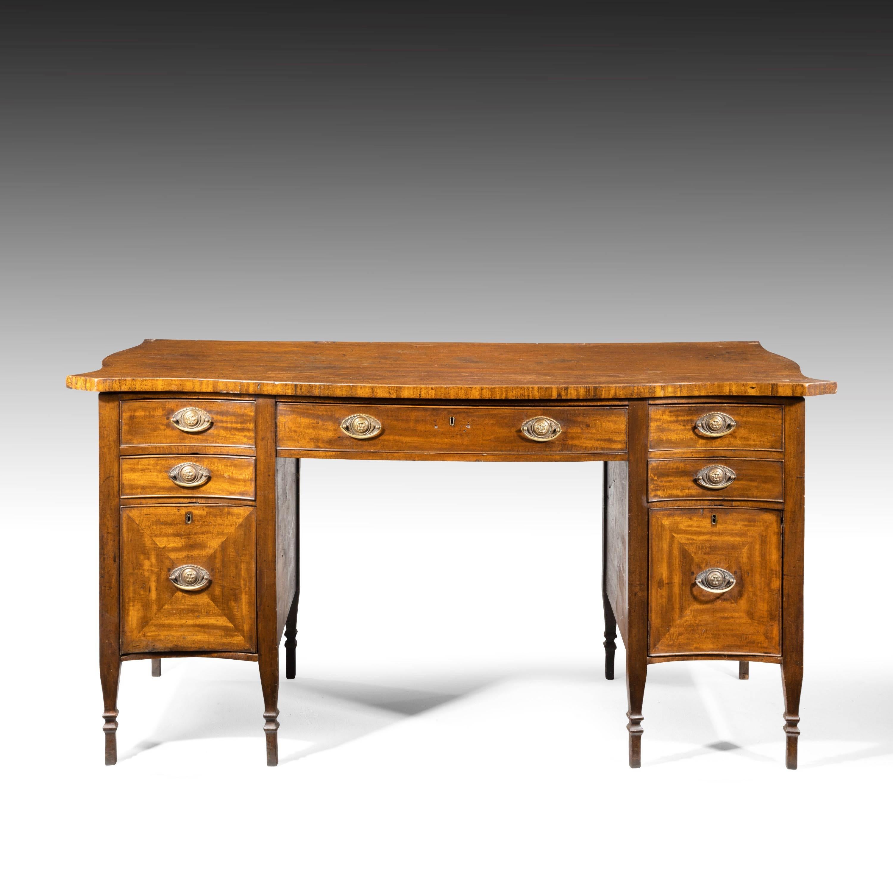 Good George III Period Mahogany Sideboard In Good Condition In Peterborough, Northamptonshire