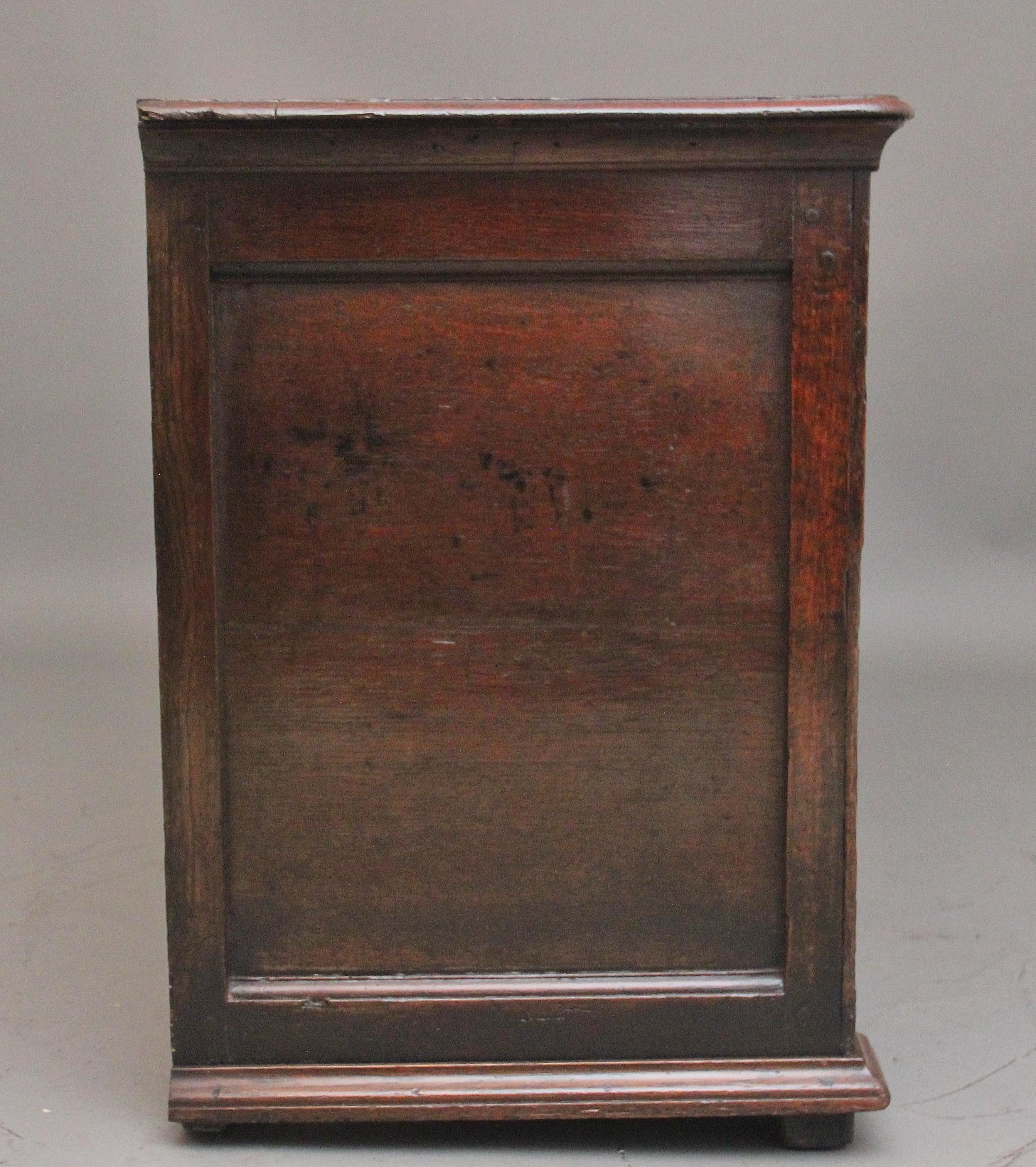 A good Georgian 18th Century oak dresser For Sale 1