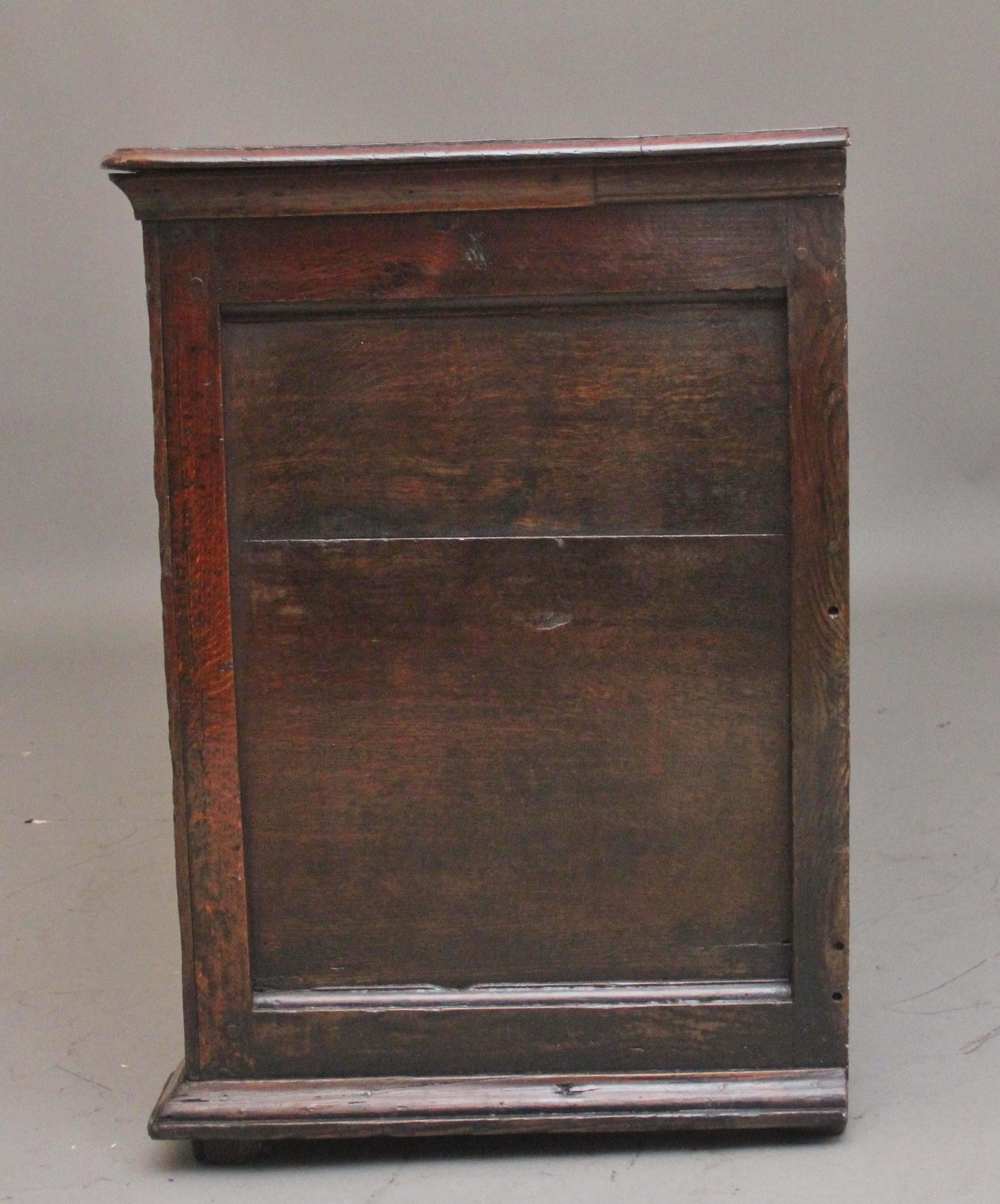 A good Georgian 18th Century oak dresser For Sale 3