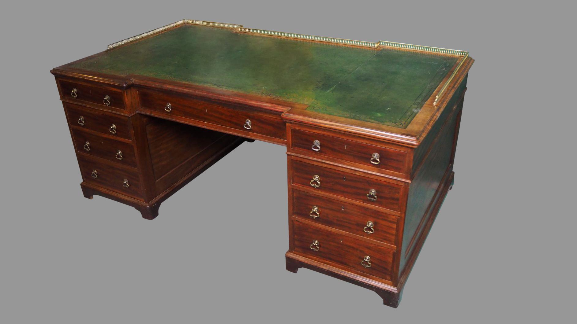 Hand-Crafted Good Large Double Pedestal Mahogany Partners Desk For Sale