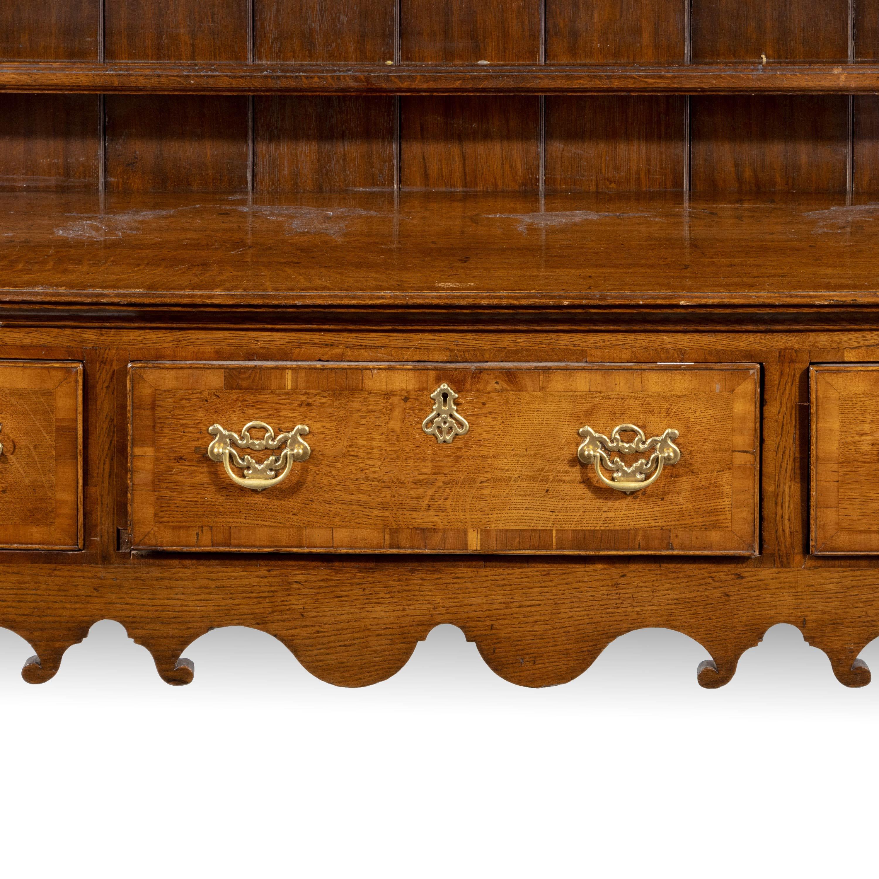 Good Mid-18th Century Oak Dresser and Rack In Good Condition In Peterborough, Northamptonshire