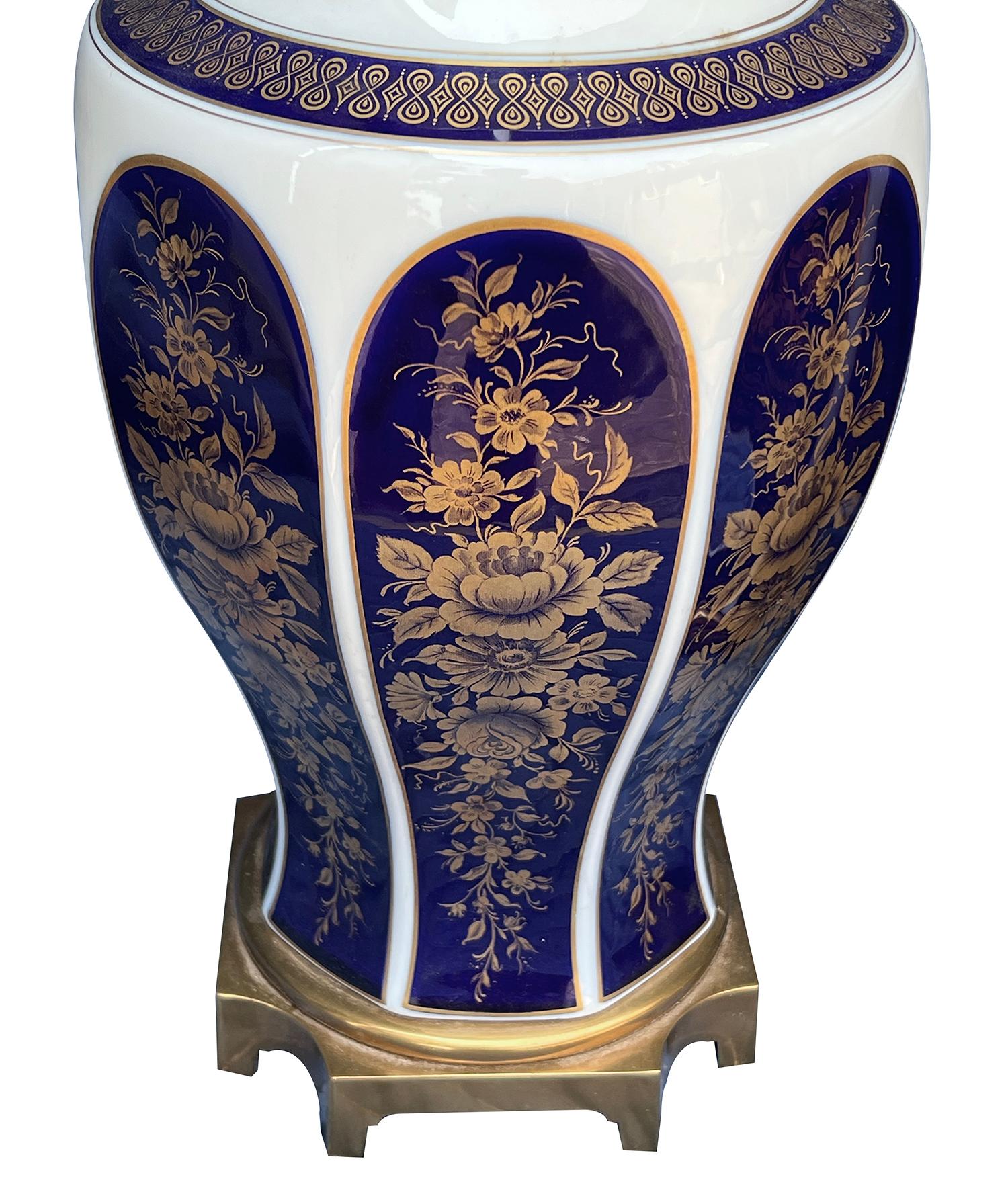 German A Good Pair Of Lindner Bavaria Porcelain Ginger Jar Table Lamps For Sale