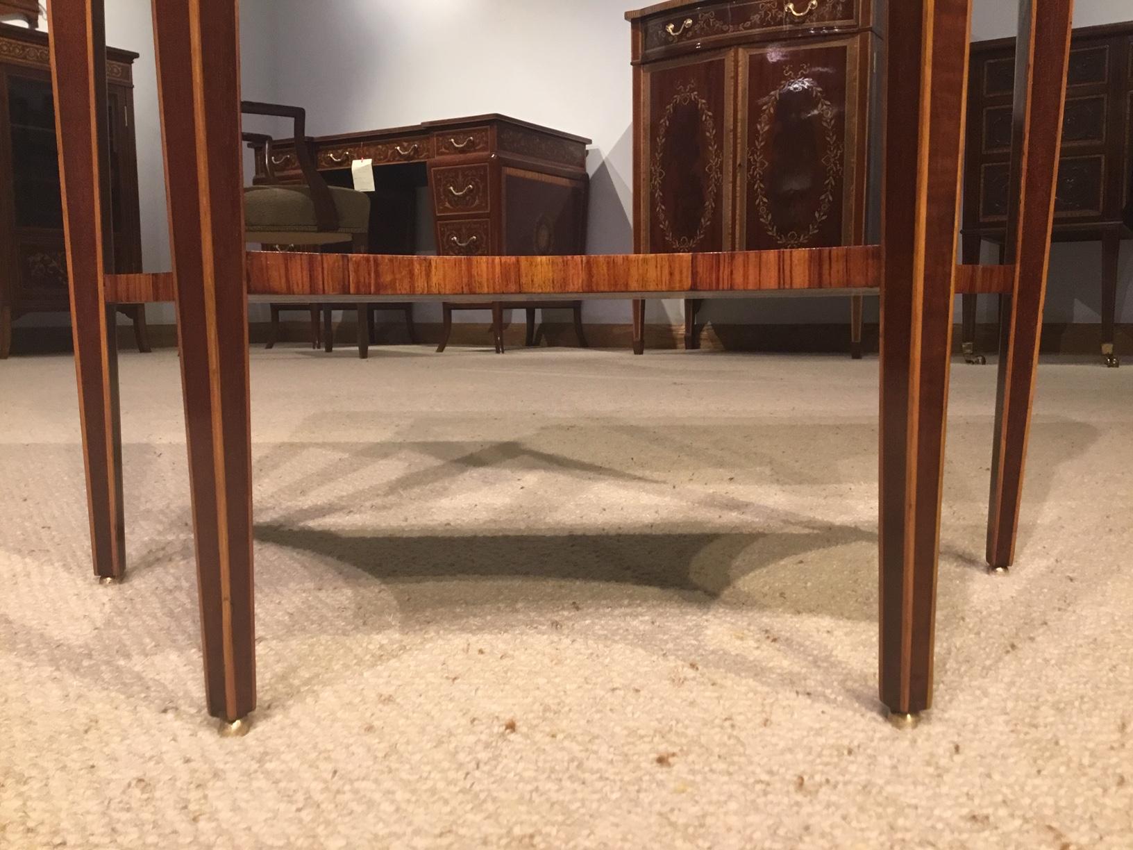 Good Pair of Sheraton Designed Demi Lune Pier Tables For Sale 3