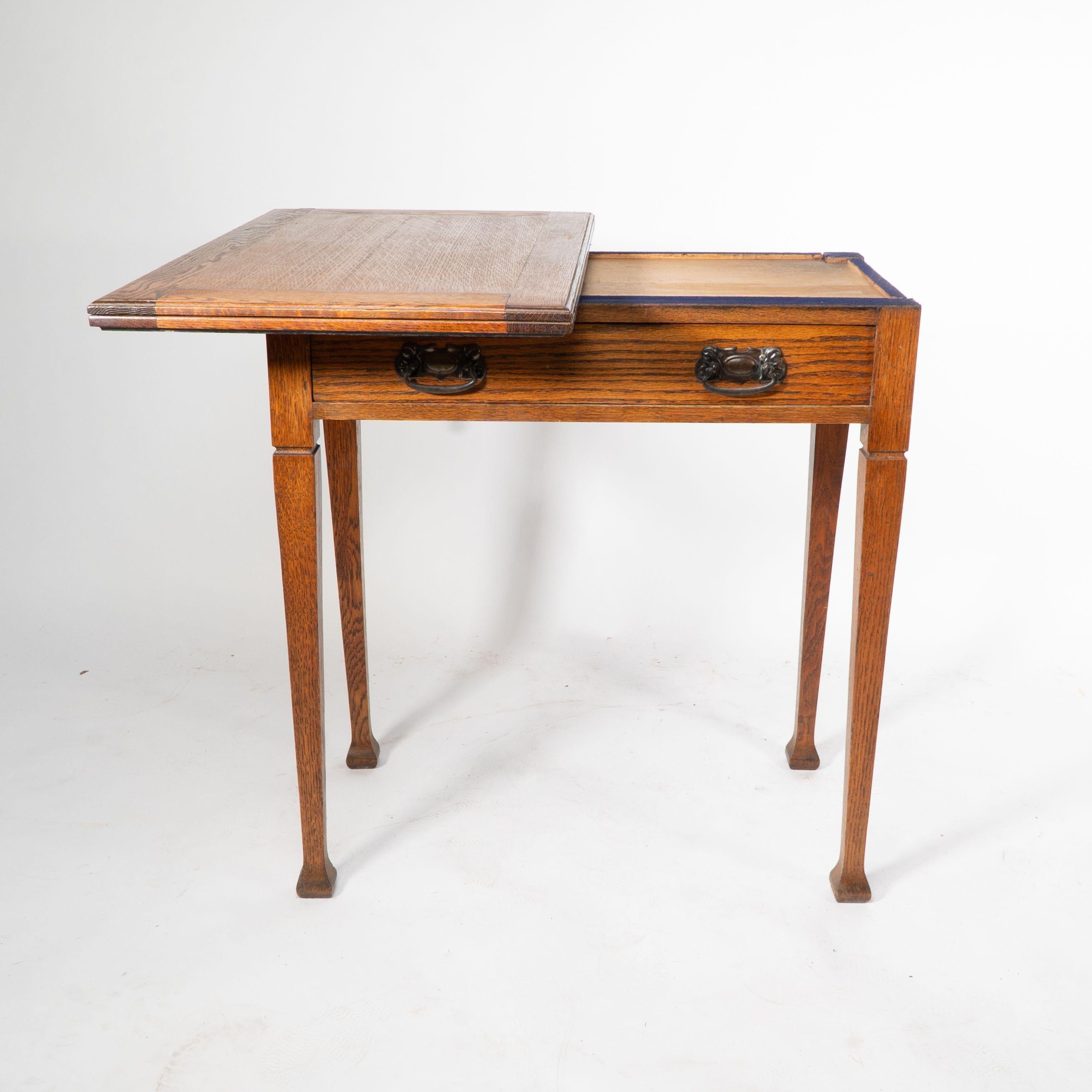 A good quality Arts and Crafts single drawer card or games table For Sale 2