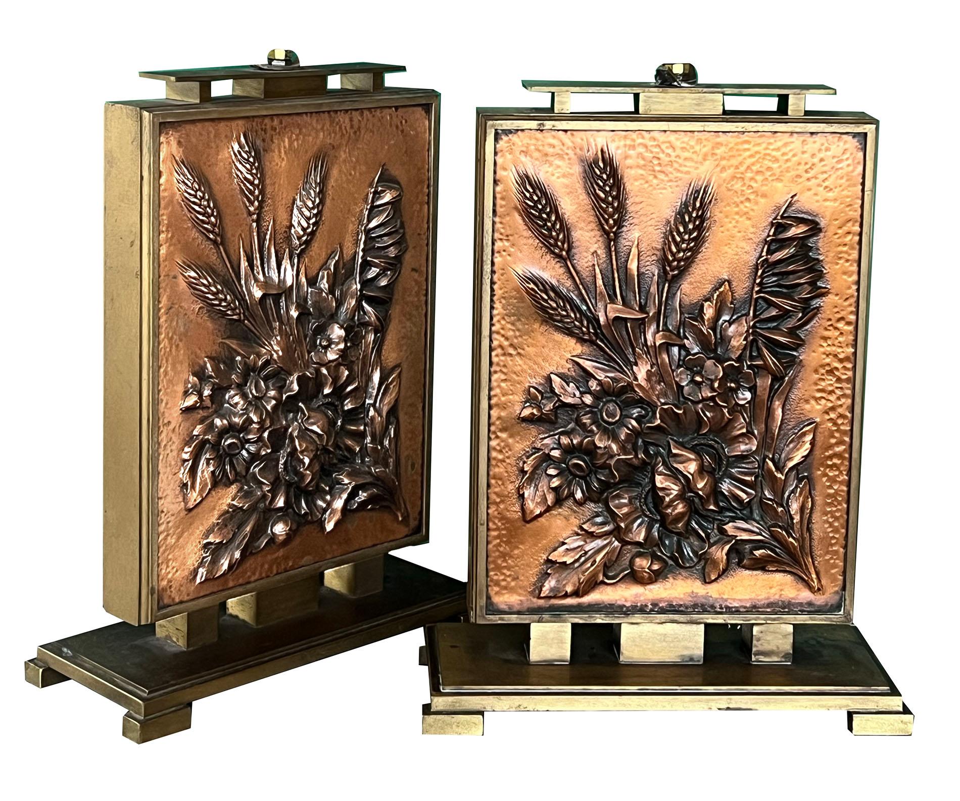 A Good Quality Pair of Albert Gilles (1895-1979) Art Deco Bronze & Copper Lamps  For Sale 1