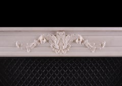 Guter Bildhauermarmorkamin in guter Qualität im Louis-XVI-Stil mit Einsatz