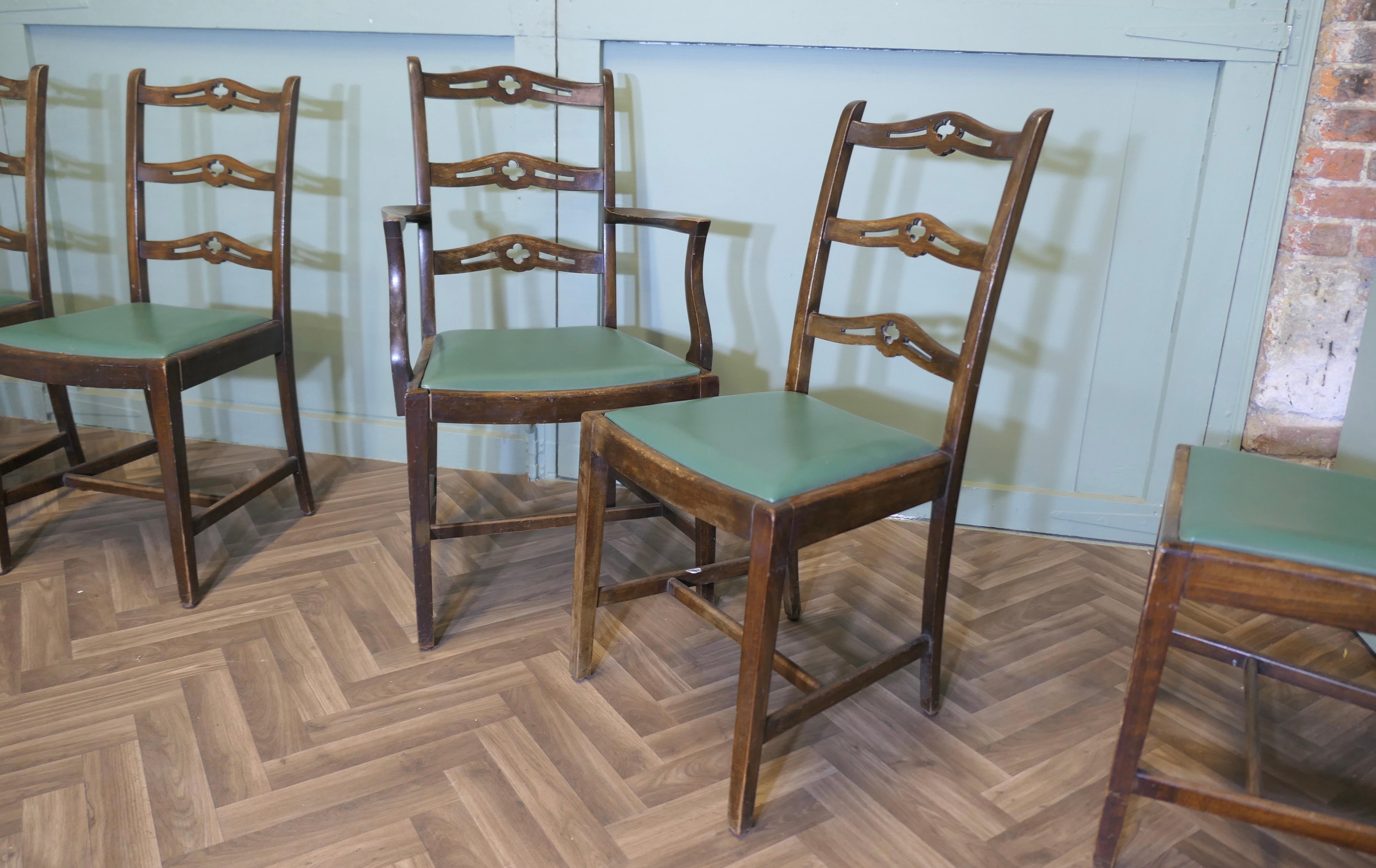 Beech A Good Set of 5 Wavy Ladder Back Dining Chairs  This is a very attractive set For Sale