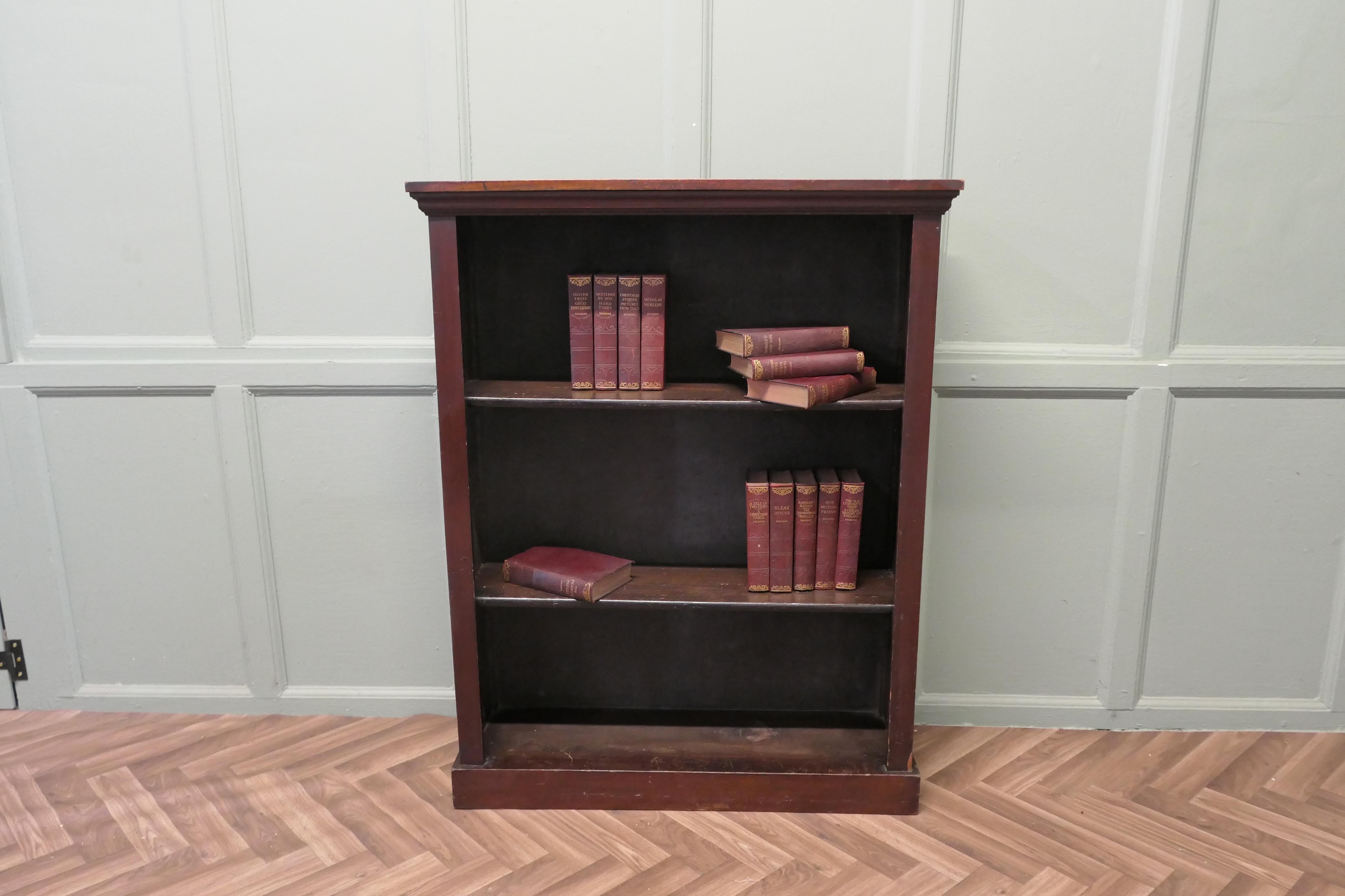Mahogany A Good Victorian Open Bookcase  This is an attractive piece, the book case has 2 For Sale