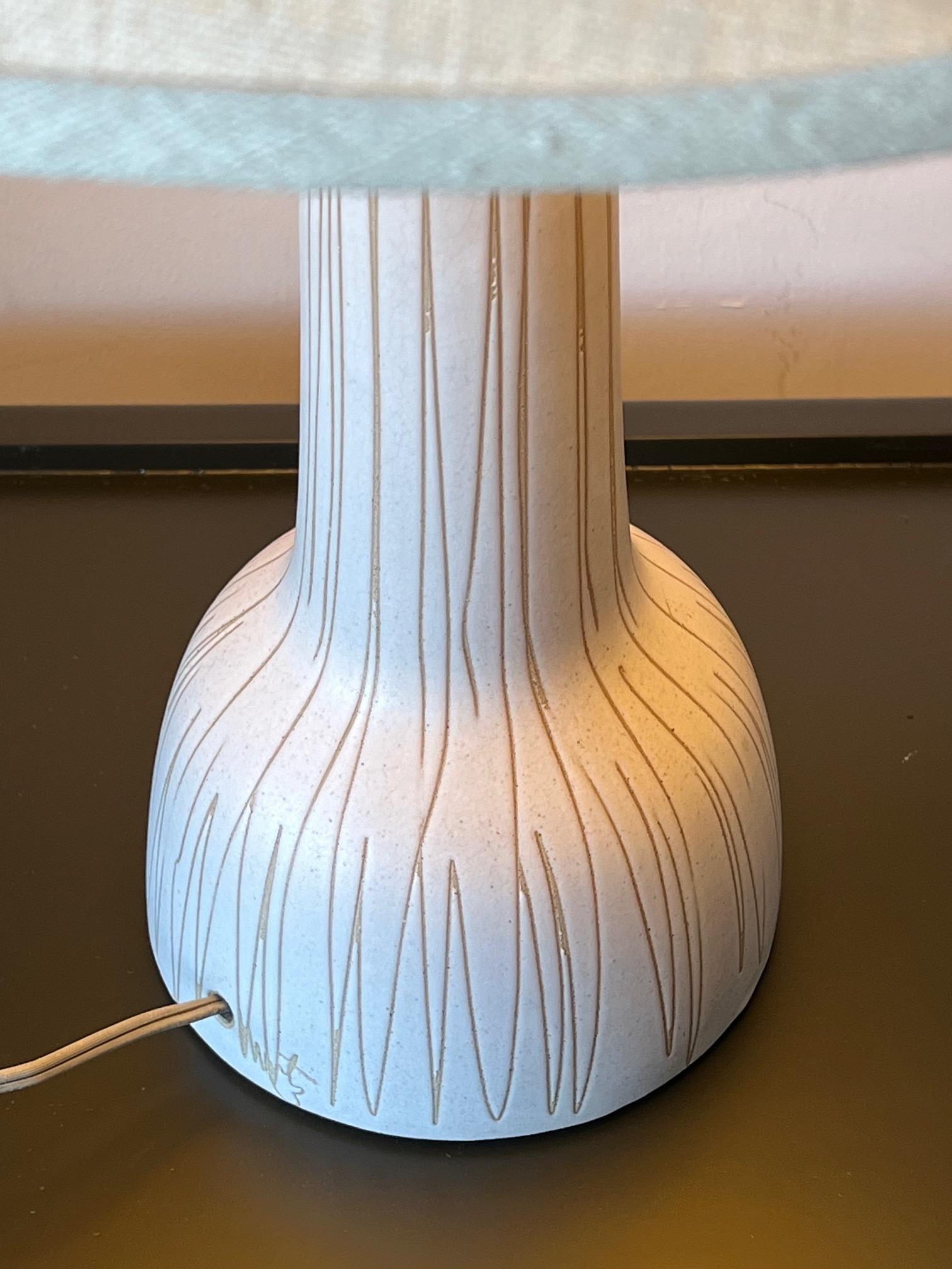 A Gordon Martz Table Lamp With Sgrafitto Decoration ca' 1960's For Sale 2