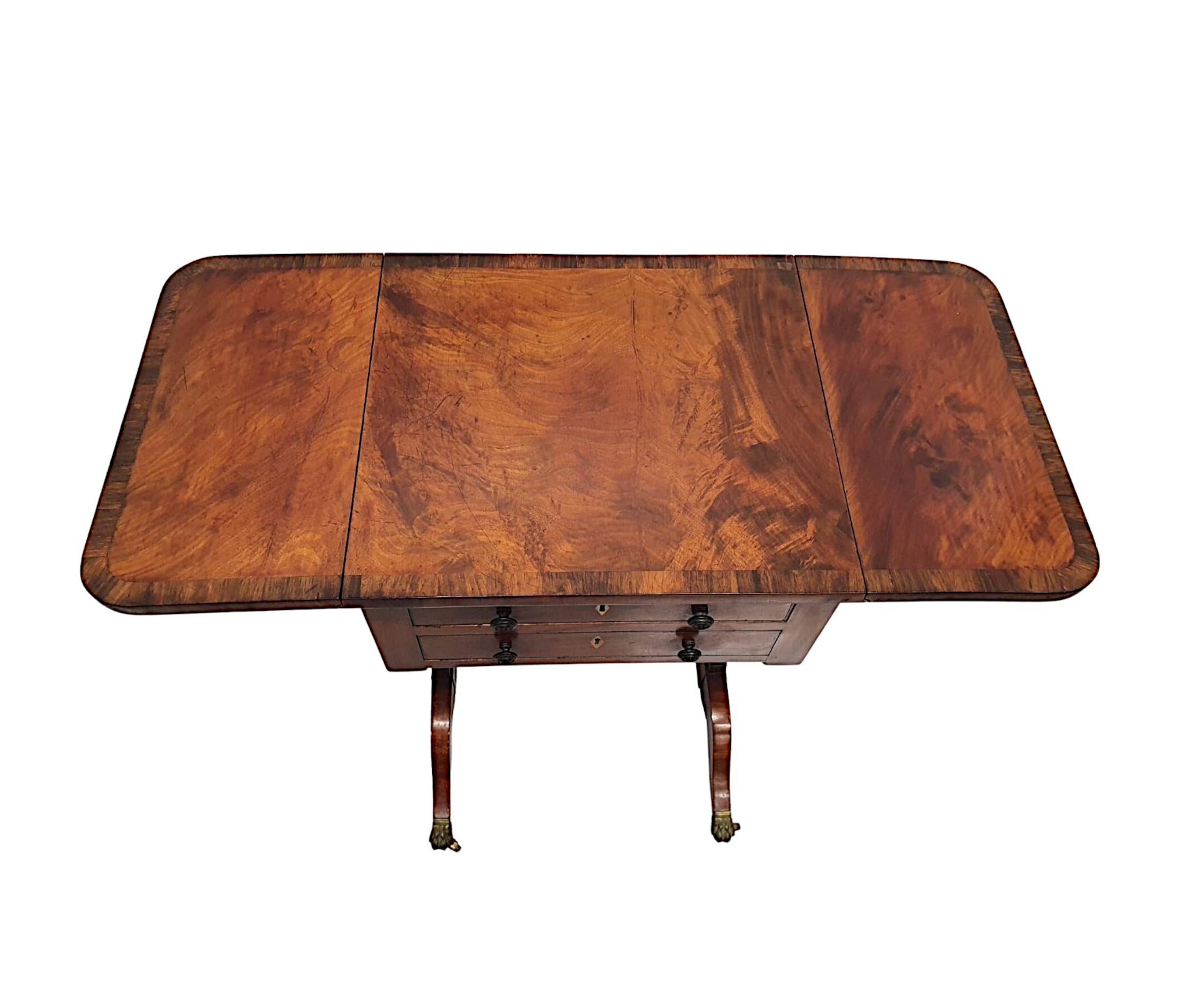 Magnifique table d'appoint ou de canapé du 19ème siècle Bon état - En vente à Dublin, IE