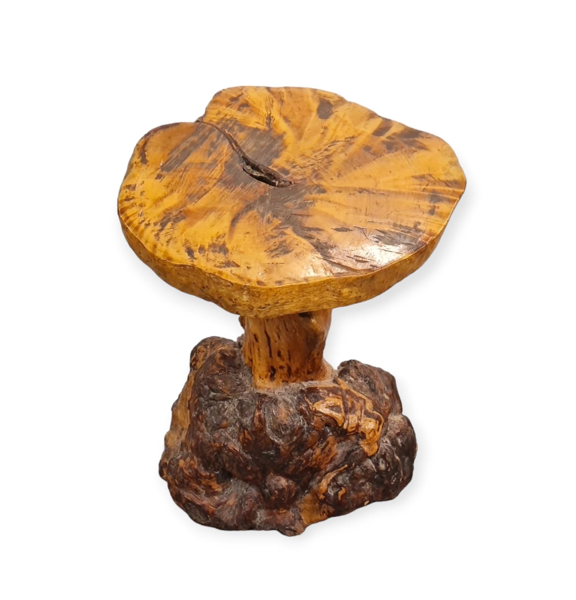 A Gorgeous Finnish Burl Set of a Chair and Side Table For Sale 6