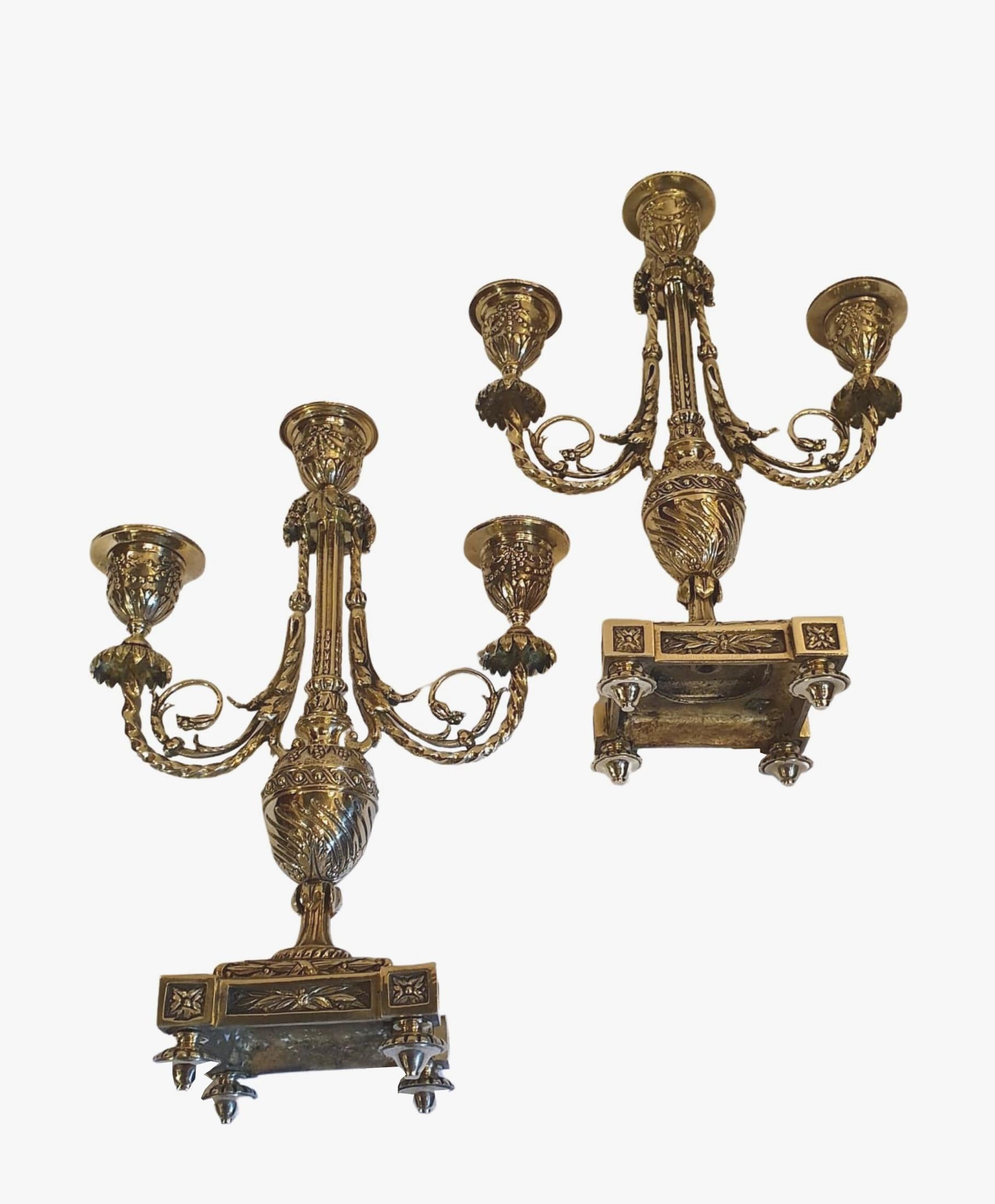 Gorgeous Quality Pair of 19th Century Polished Brass Three Branch Can-Delabra In Good Condition For Sale In Dublin, IE
