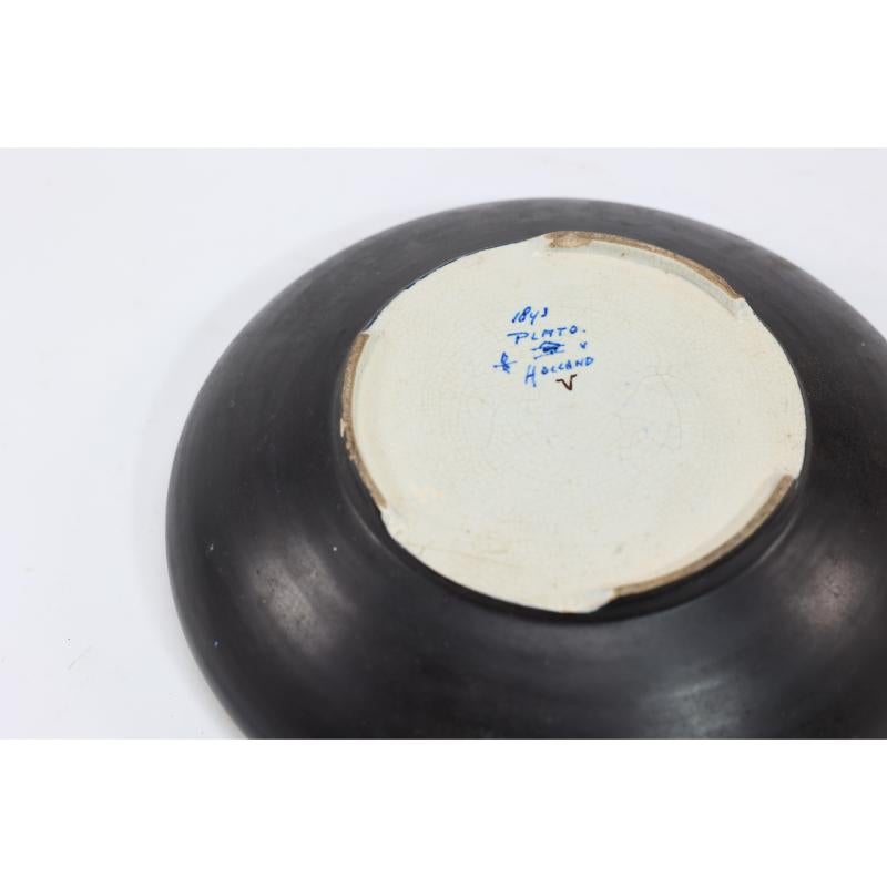 Gouda Holland, Pottery bowl, with colourful flowers, marked in blue to the base  For Sale 5