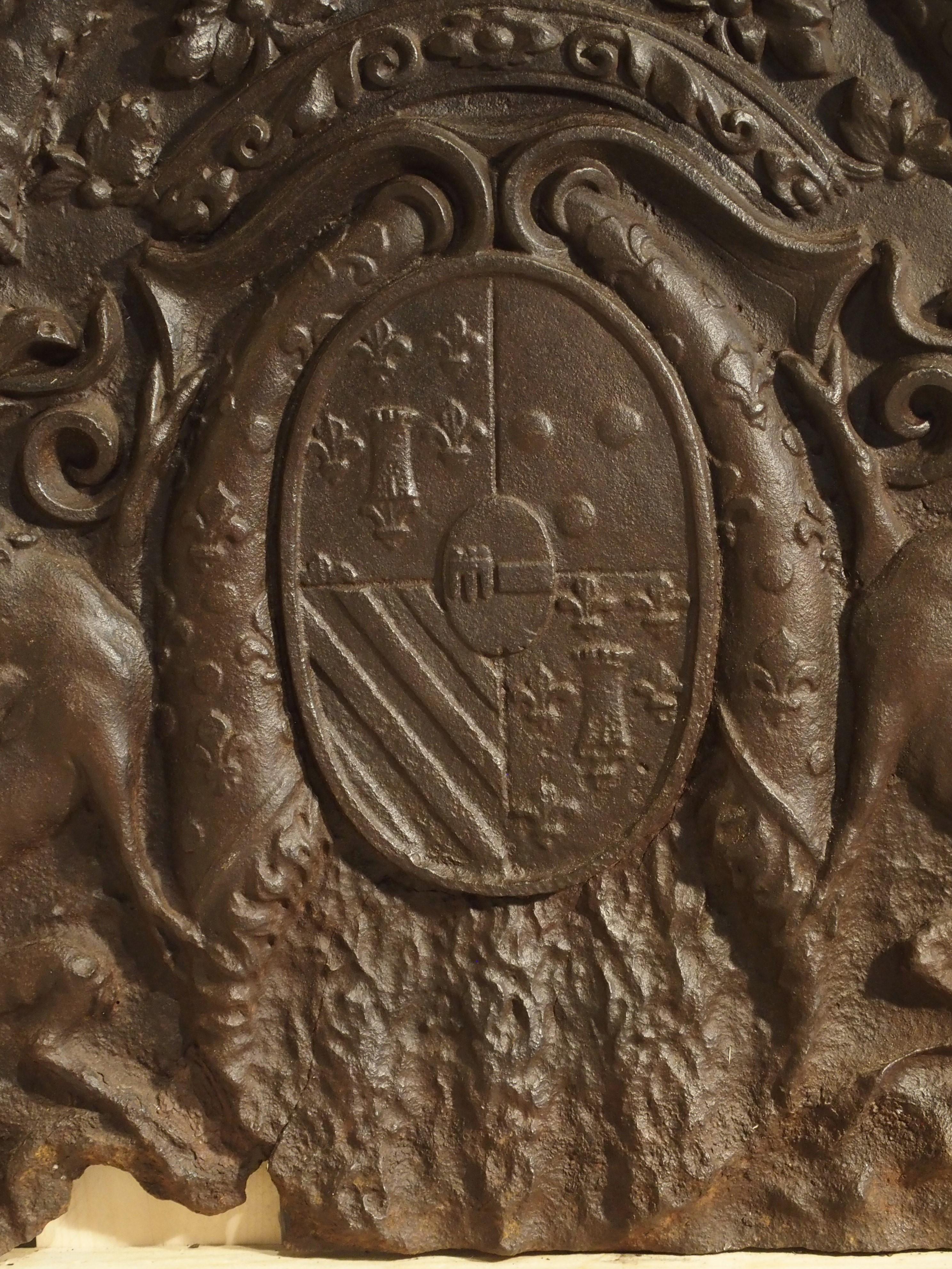 17th Century Grand and Historical French Cast Iron Coat of Arms Fireback, circa 1650