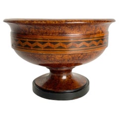Antique A Grand Tour grained beech pedestal bowl from the 19th Century