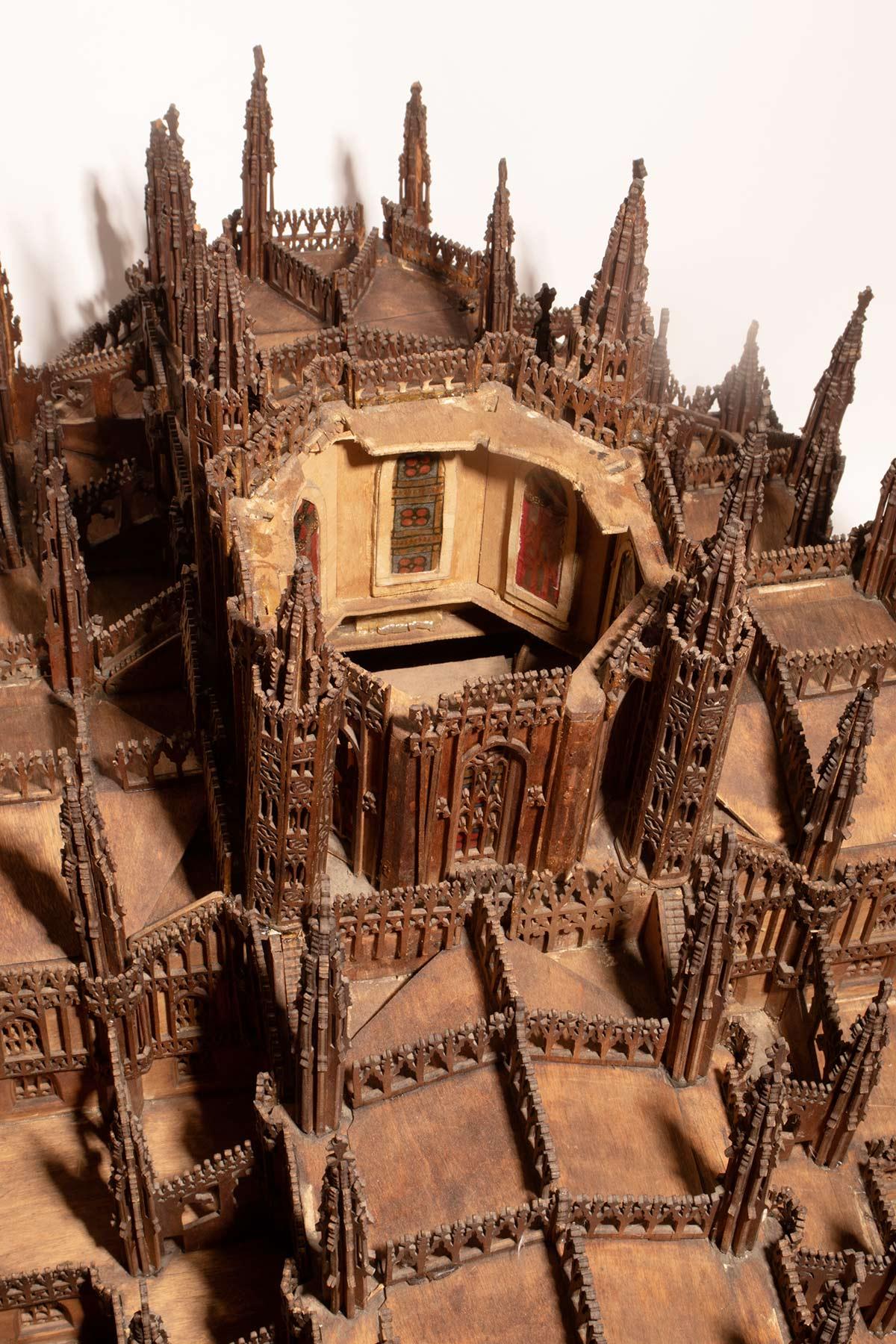 A Grand Tour wooden maquette, depicting the Cathedral of Milan, Italy circa 1880 For Sale 8