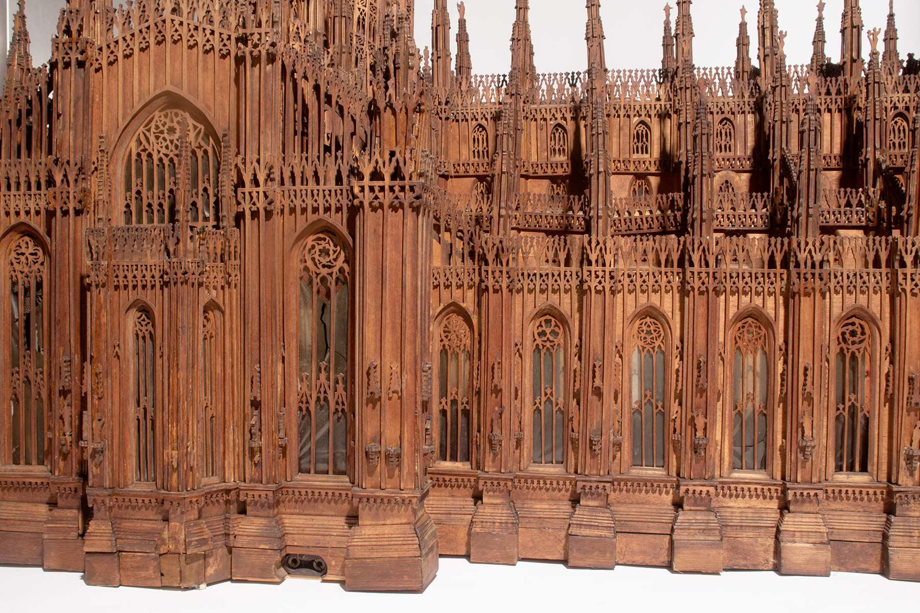 A Grand Tour wooden maquette, depicting the Cathedral of Milan, Italy circa 1880 For Sale 14